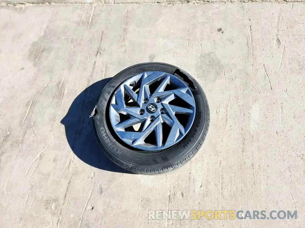 12 Photograph of a damaged car KMHLM4DGXRU691605 HYUNDAI ELANTRA 2024