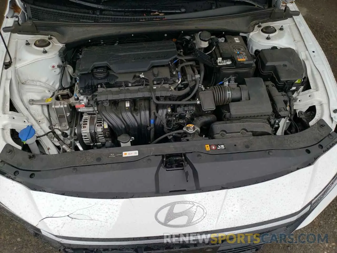 11 Photograph of a damaged car KMHLM4DGXRU696092 HYUNDAI ELANTRA 2024