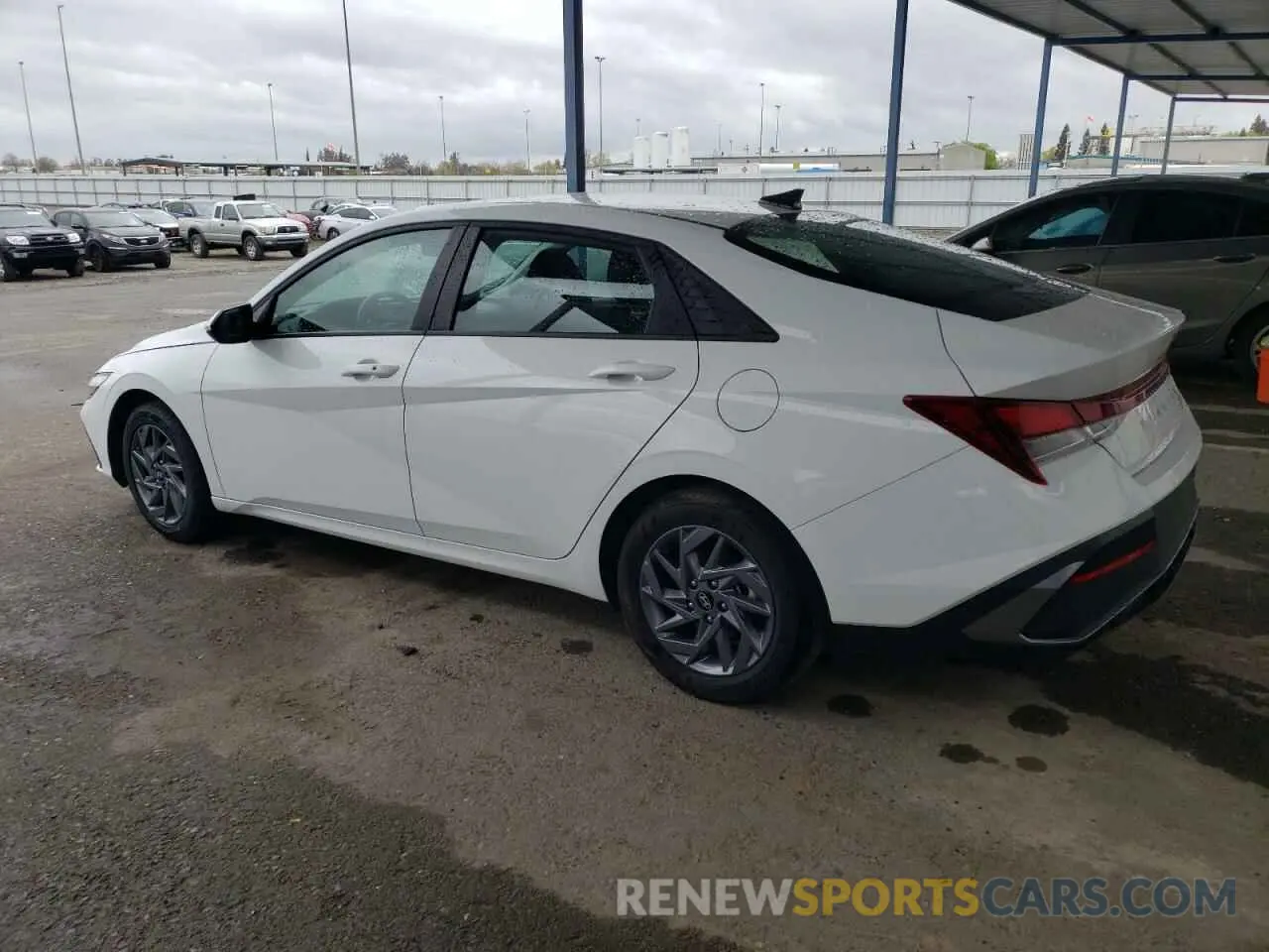 2 Photograph of a damaged car KMHLM4DGXRU696092 HYUNDAI ELANTRA 2024