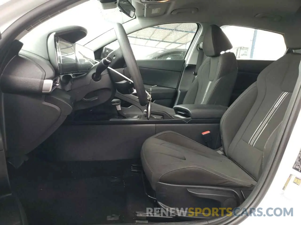 7 Photograph of a damaged car KMHLM4DGXRU696092 HYUNDAI ELANTRA 2024