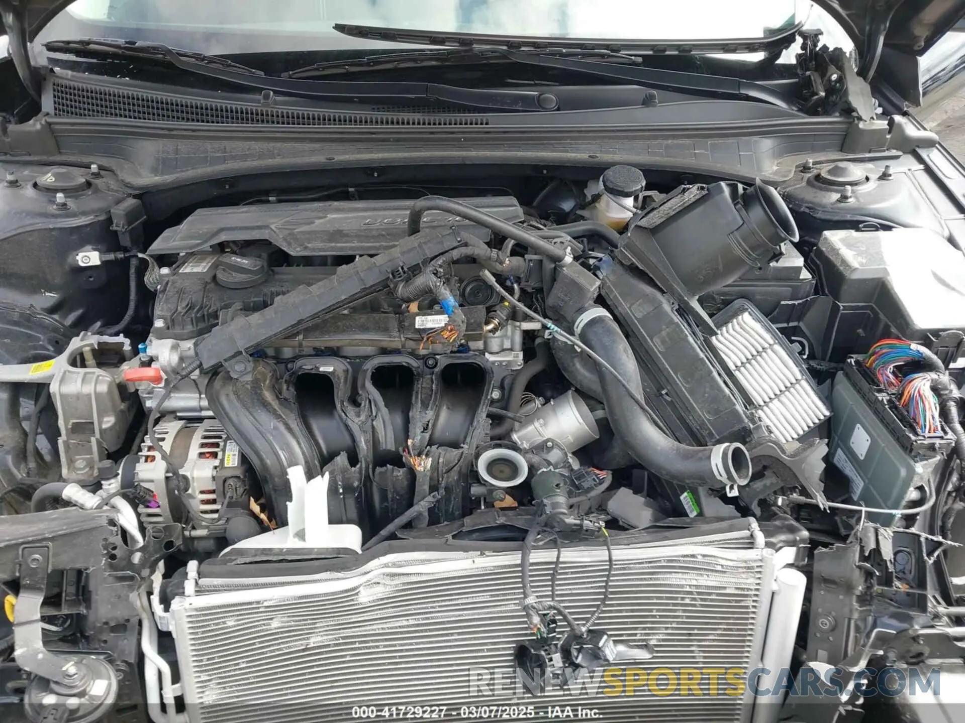 10 Photograph of a damaged car KMHLM4DGXRU704580 HYUNDAI ELANTRA 2024