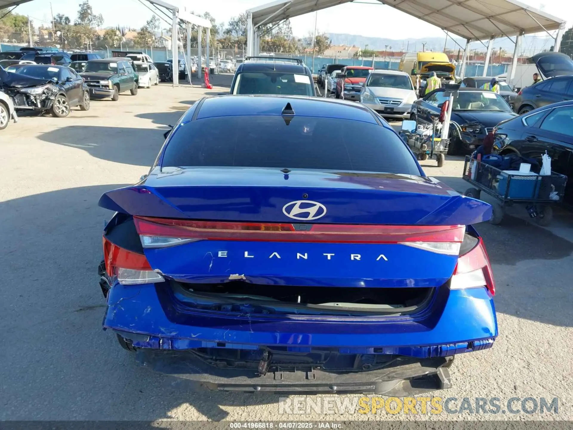 17 Photograph of a damaged car KMHLM4DGXRU708435 HYUNDAI ELANTRA 2024