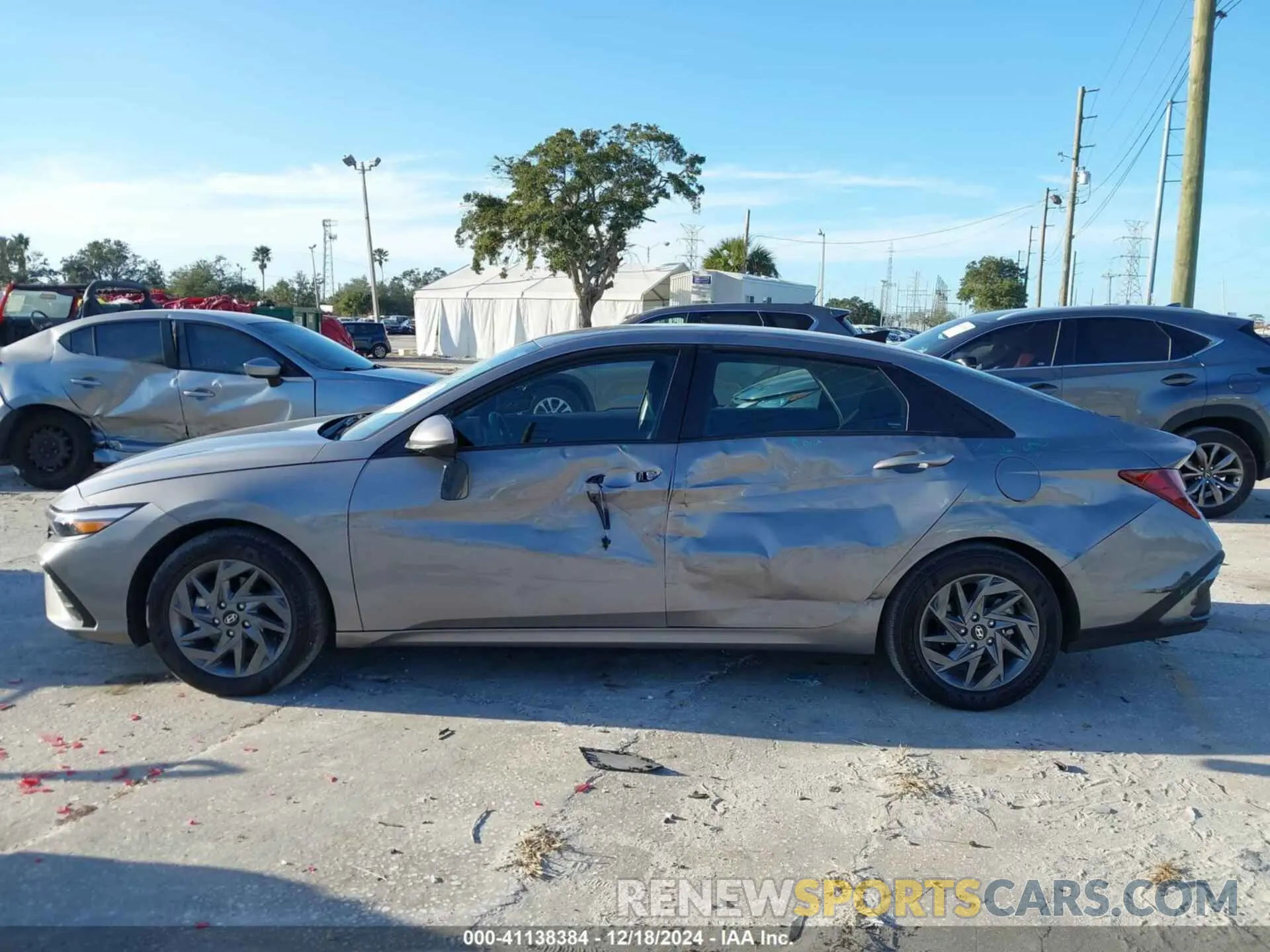14 Photograph of a damaged car KMHLM4DGXRU753682 HYUNDAI ELANTRA 2024