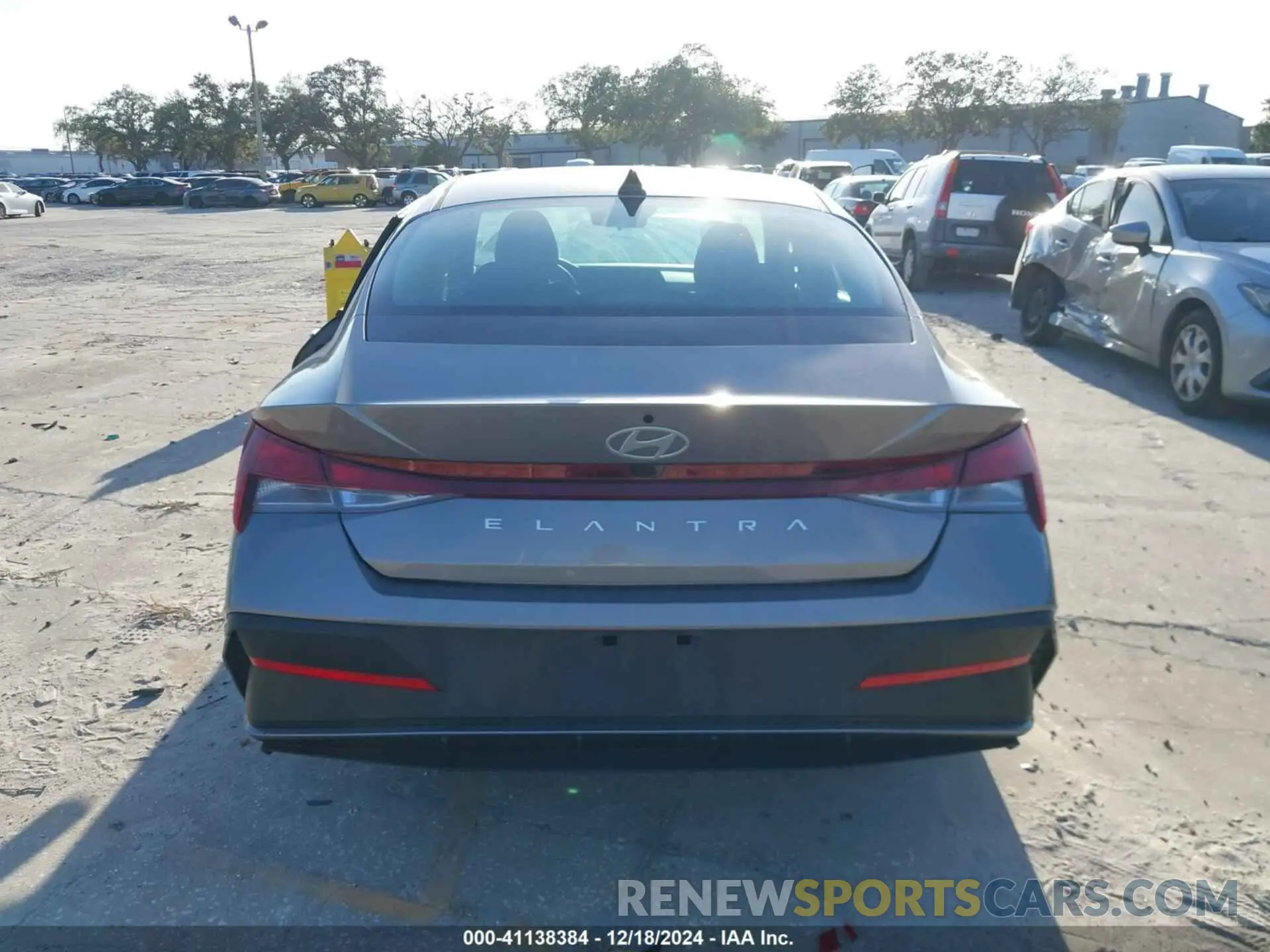 16 Photograph of a damaged car KMHLM4DGXRU753682 HYUNDAI ELANTRA 2024