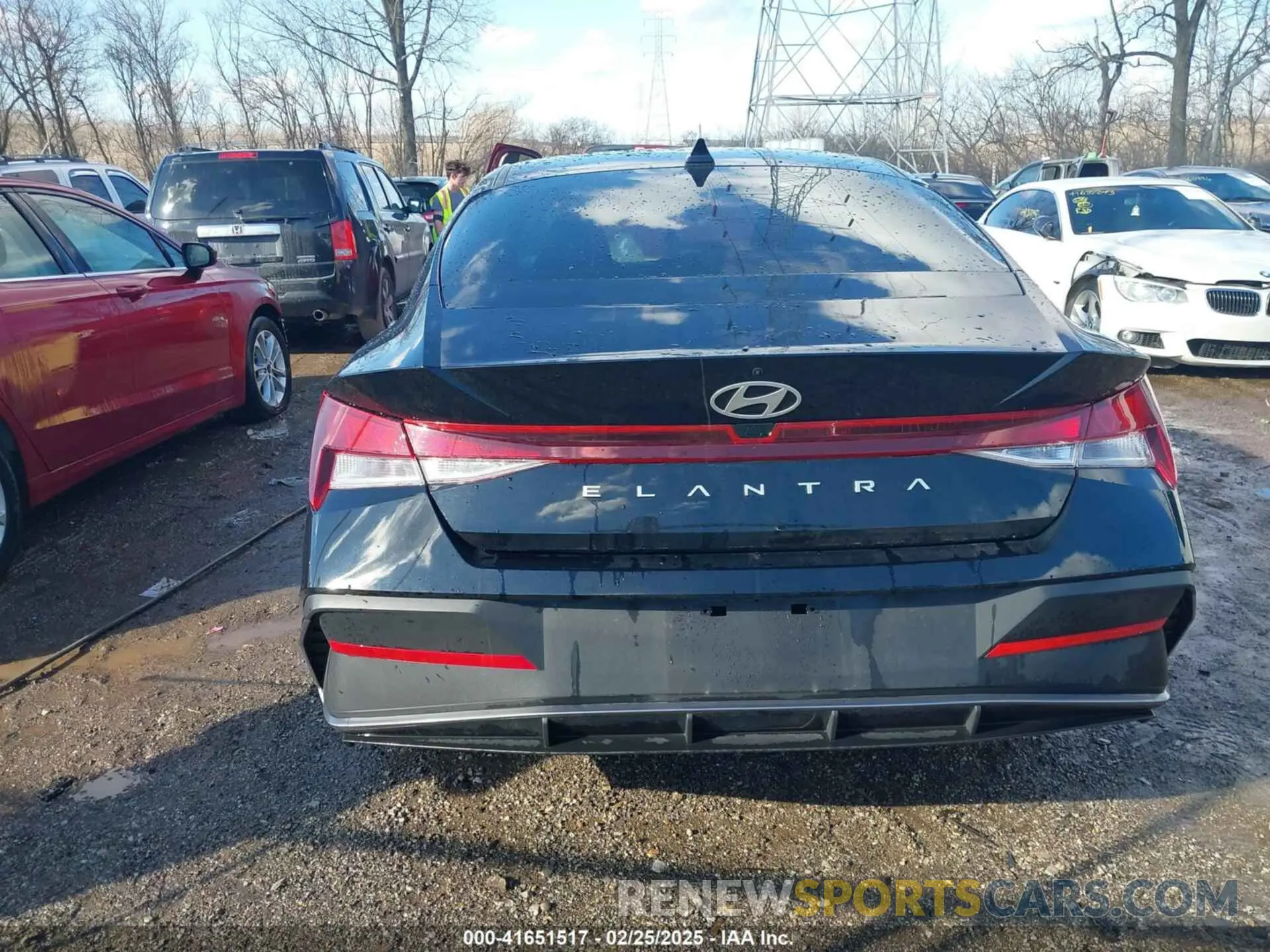 17 Photograph of a damaged car KMHLM4DGXRU784172 HYUNDAI ELANTRA 2024