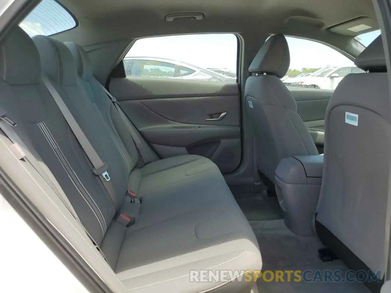 10 Photograph of a damaged car KMHLM4DGXRU798539 HYUNDAI ELANTRA 2024