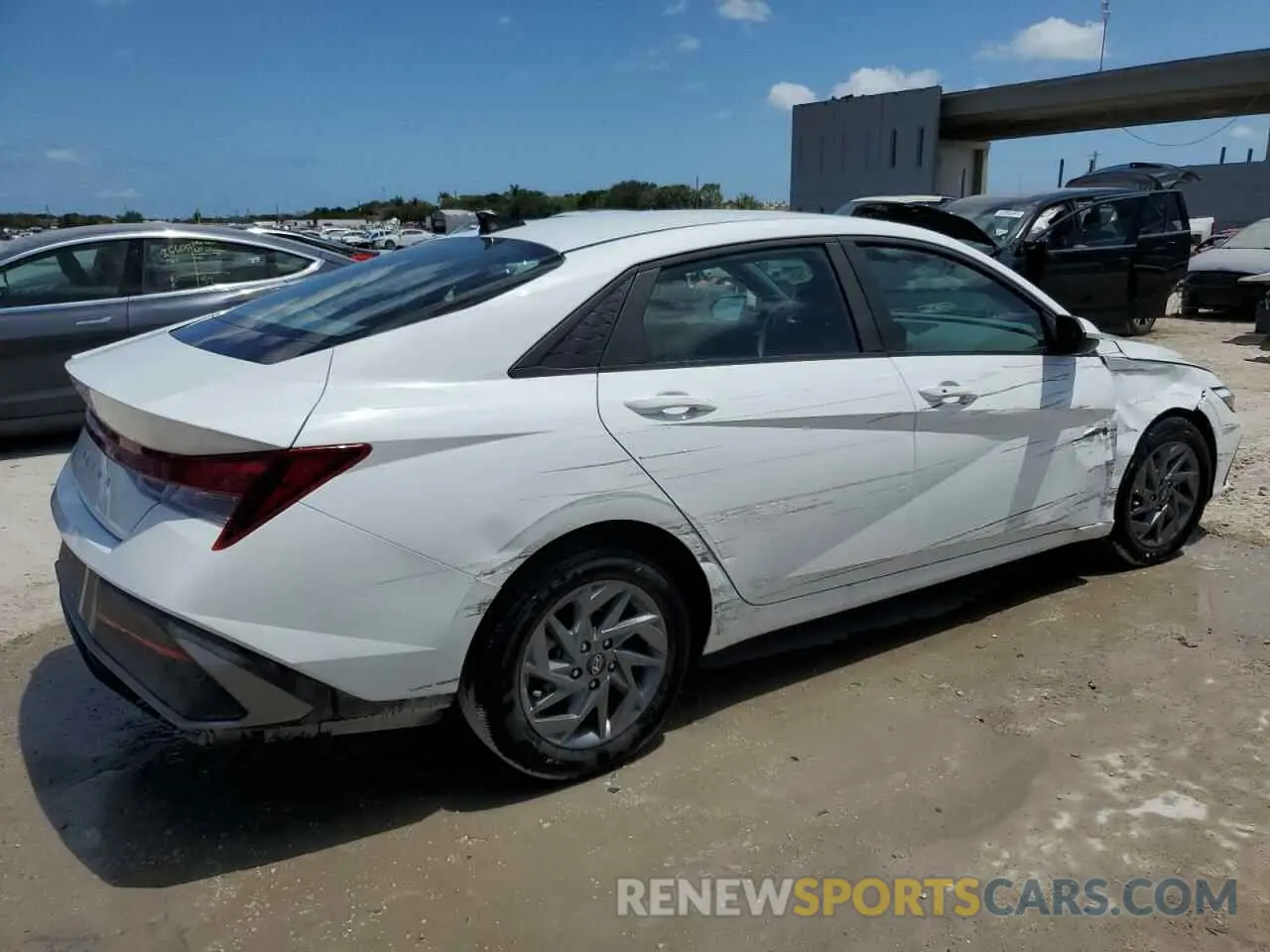 3 Photograph of a damaged car KMHLM4DGXRU798539 HYUNDAI ELANTRA 2024