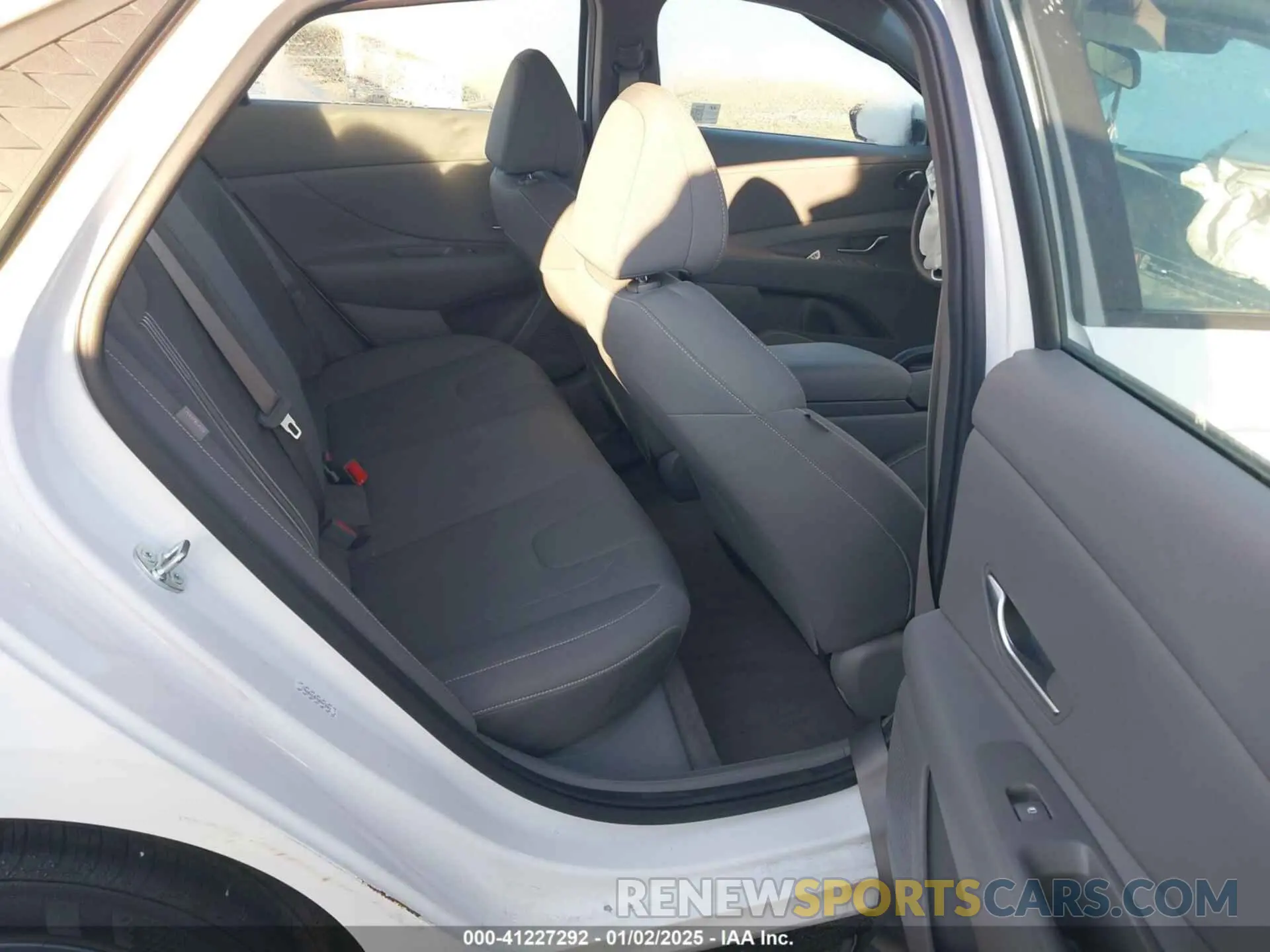 8 Photograph of a damaged car KMHLM4DGXRU799951 HYUNDAI ELANTRA 2024