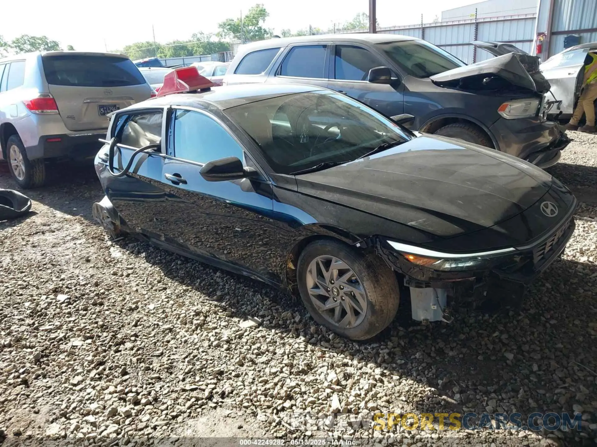 1 Photograph of a damaged car KMHLM4DGXRU801424 HYUNDAI ELANTRA 2024
