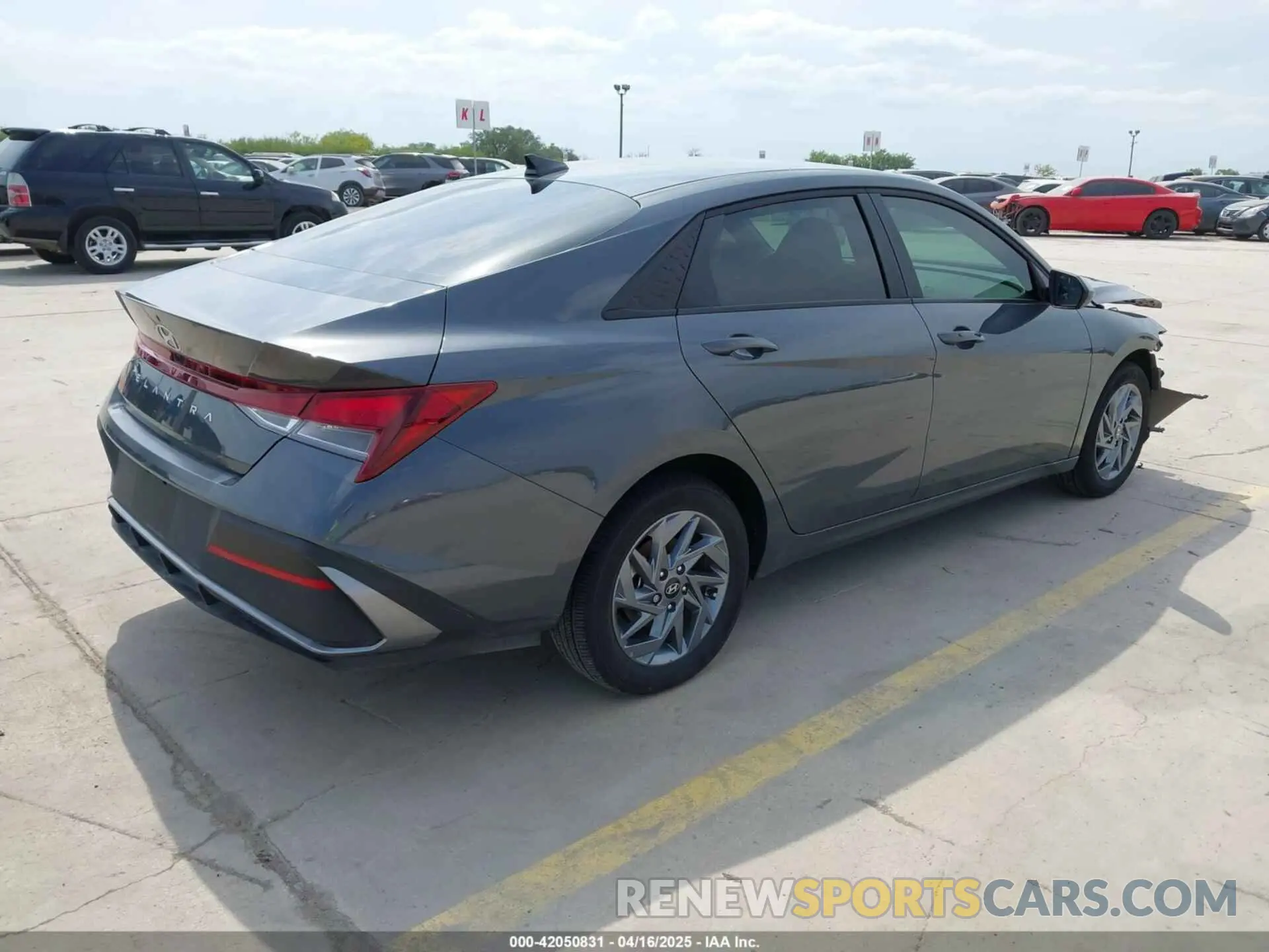 4 Photograph of a damaged car KMHLM4DGXRU815310 HYUNDAI ELANTRA 2024