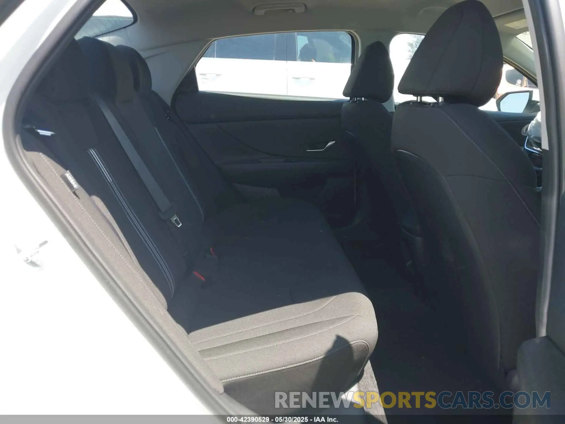 8 Photograph of a damaged car KMHLM4DGXRU840627 HYUNDAI ELANTRA 2024