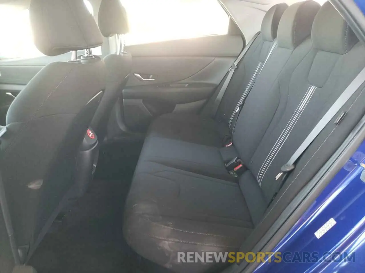 10 Photograph of a damaged car KMHLM4DJ0RU104730 HYUNDAI ELANTRA 2024