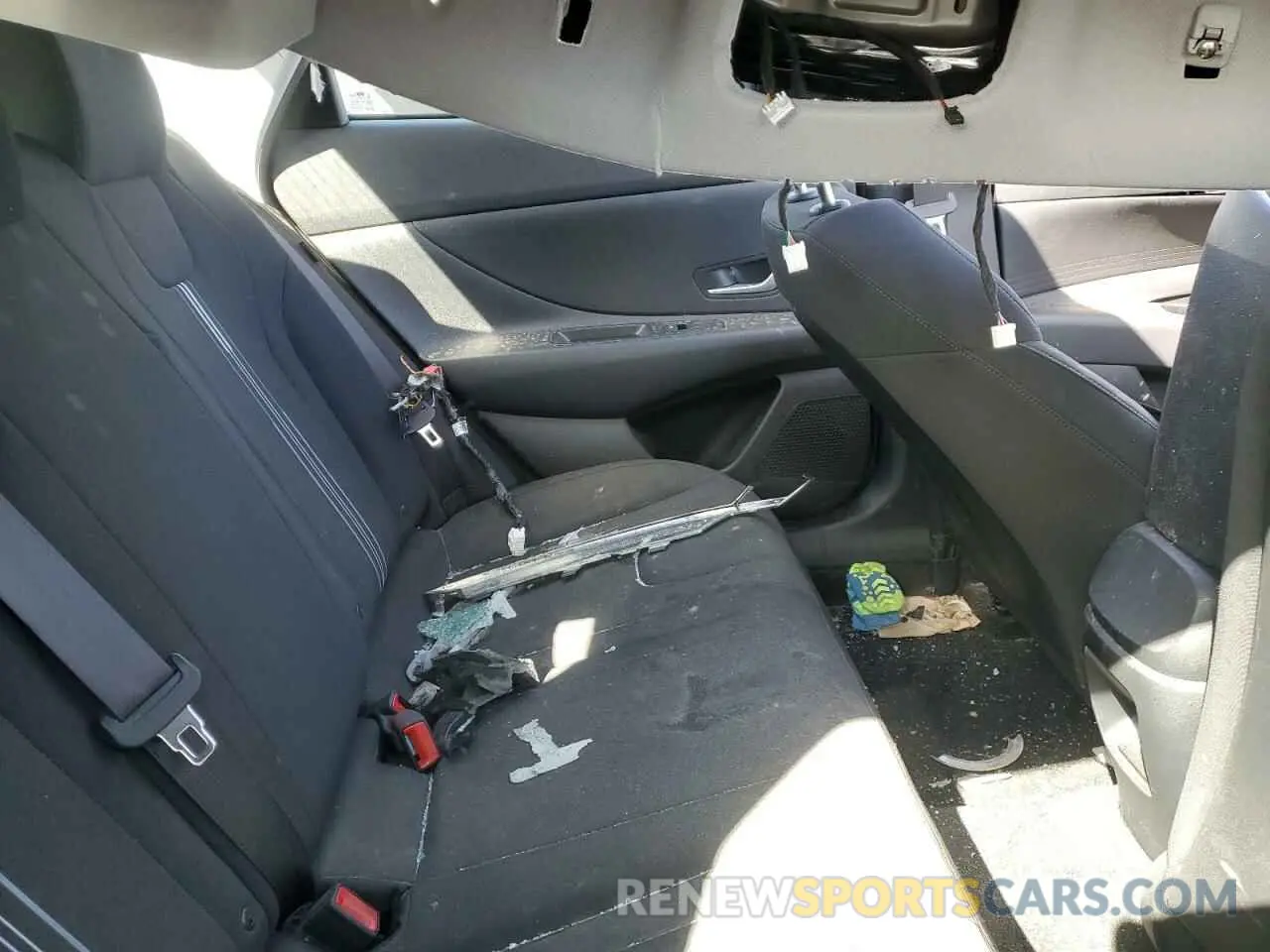 10 Photograph of a damaged car KMHLM4DJ0RU116098 HYUNDAI ELANTRA 2024
