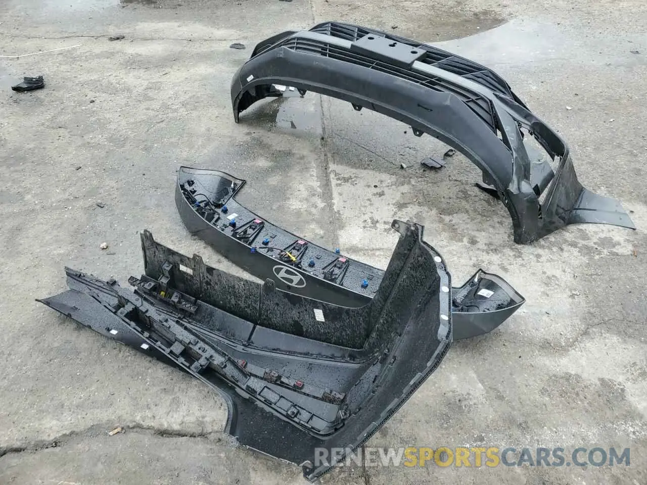 14 Photograph of a damaged car KMHLM4DJ1RU119737 HYUNDAI ELANTRA 2024