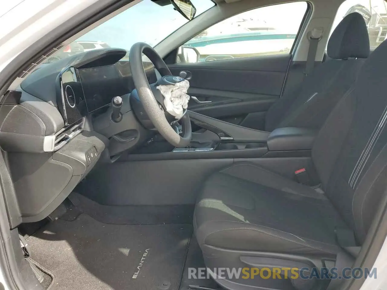 7 Photograph of a damaged car KMHLM4DJ2RU105071 HYUNDAI ELANTRA 2024