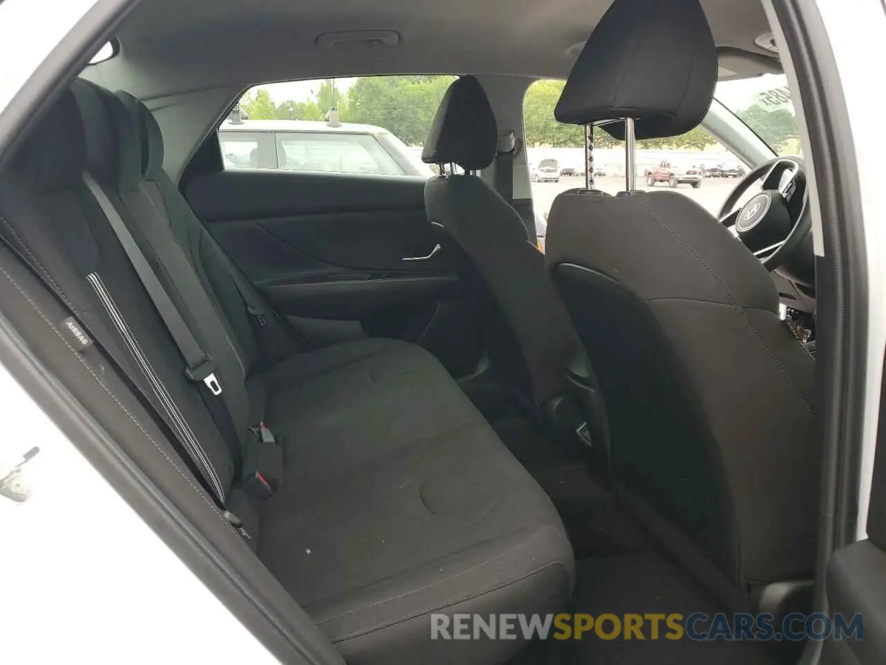 10 Photograph of a damaged car KMHLM4DJ3RU096428 HYUNDAI ELANTRA 2024