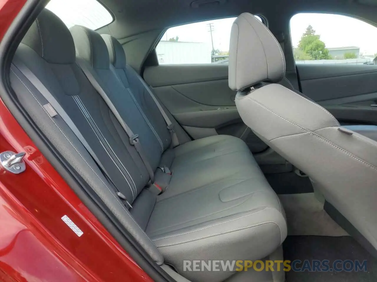 10 Photograph of a damaged car KMHLM4DJ3RU097059 HYUNDAI ELANTRA 2024