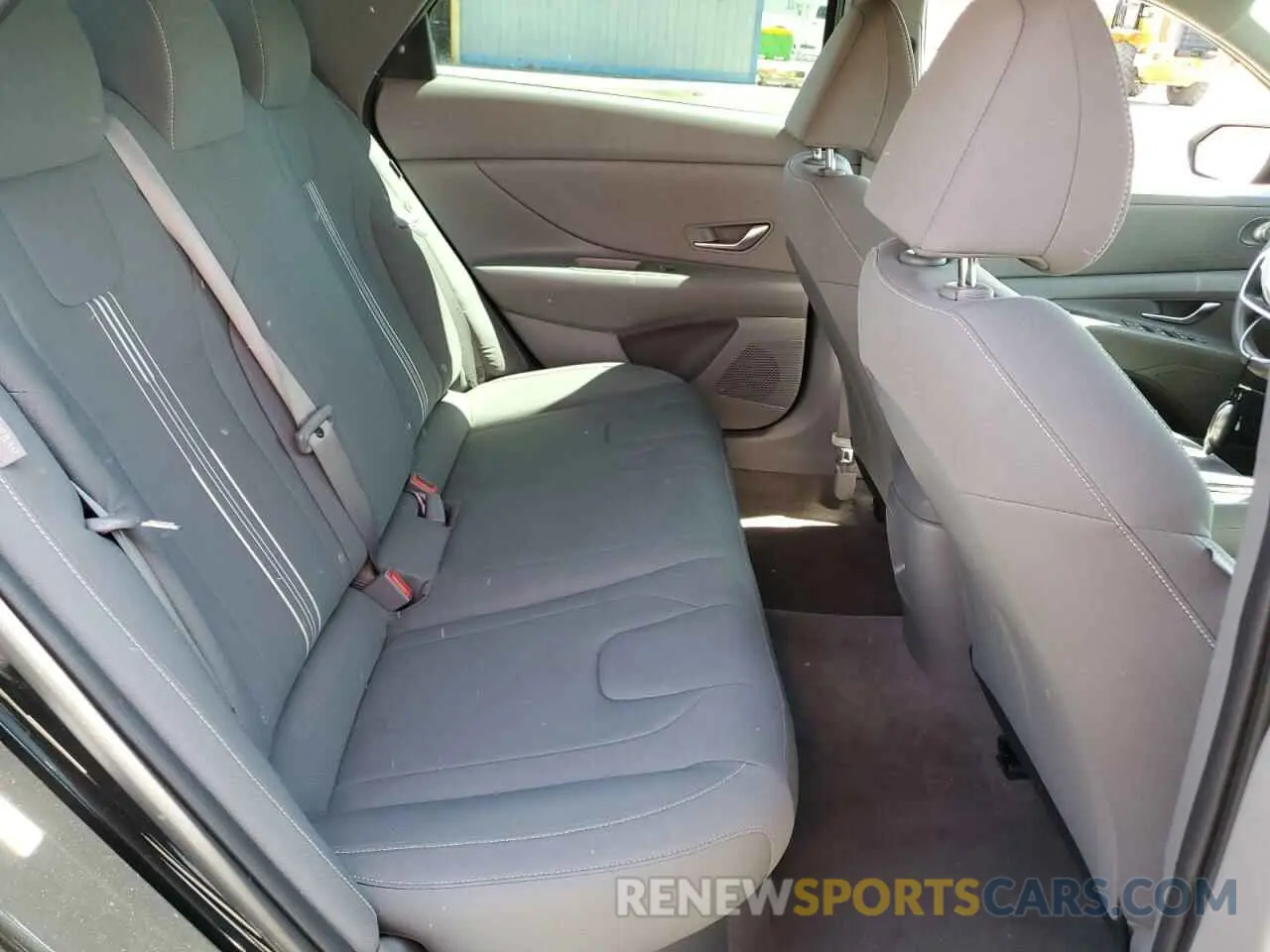 10 Photograph of a damaged car KMHLM4DJ4RU107985 HYUNDAI ELANTRA 2024