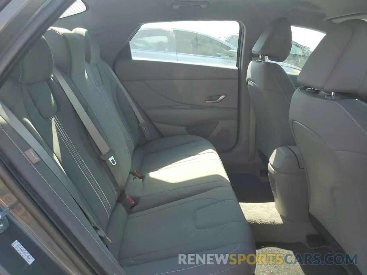 10 Photograph of a damaged car KMHLM4DJ7RU114560 HYUNDAI ELANTRA 2024