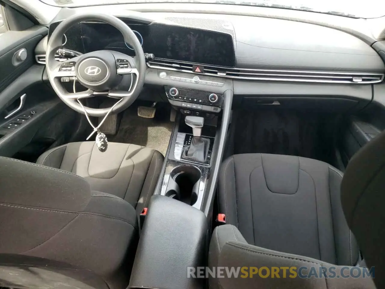 8 Photograph of a damaged car KMHLM4DJ8RU101039 HYUNDAI ELANTRA 2024
