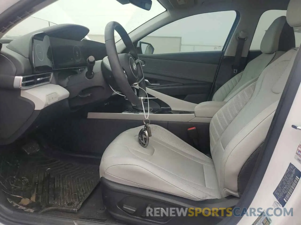 7 Photograph of a damaged car KMHLP4DG0RU817543 HYUNDAI ELANTRA 2024