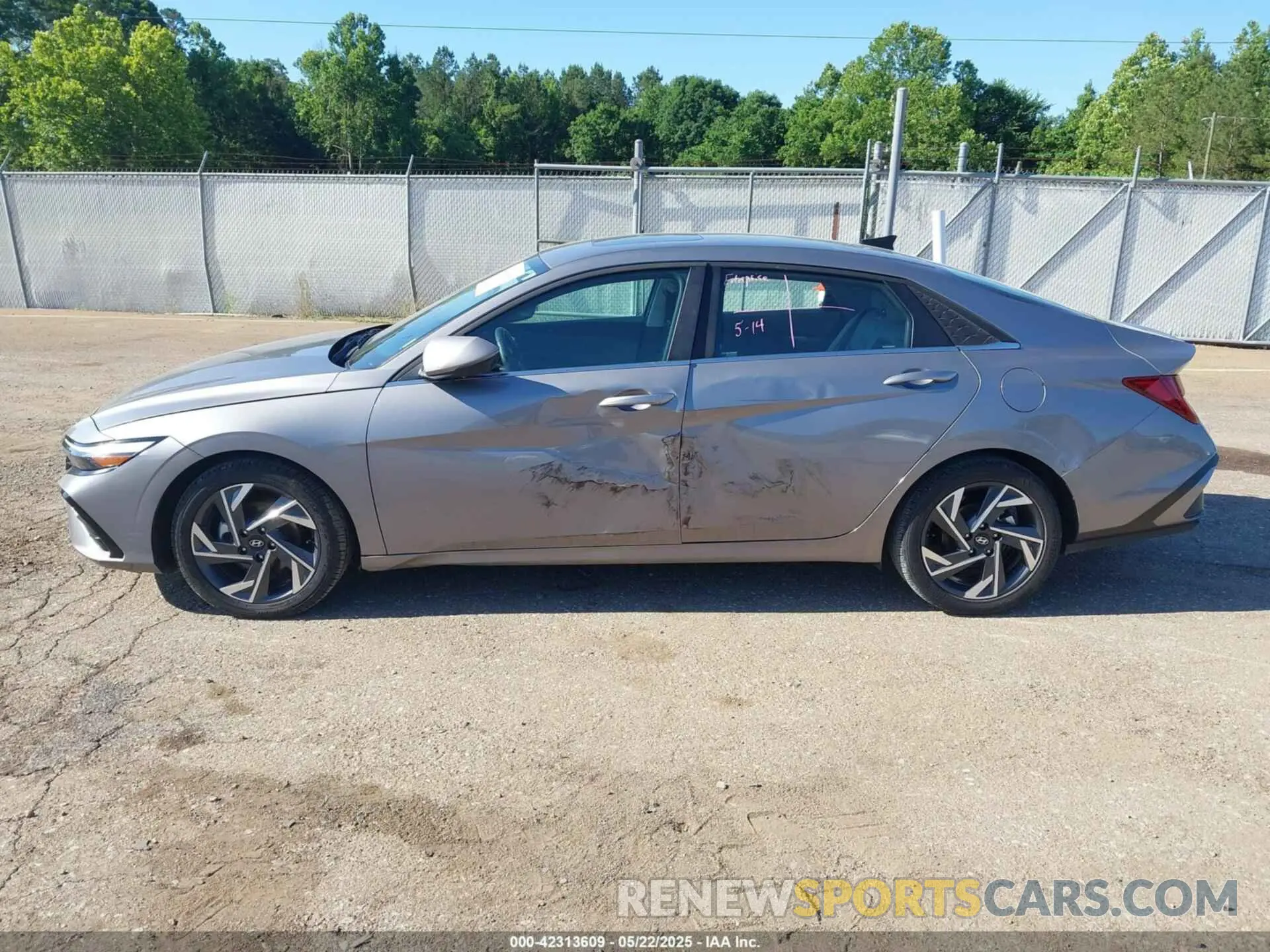 14 Photograph of a damaged car KMHLP4DG0RU837369 HYUNDAI ELANTRA 2024