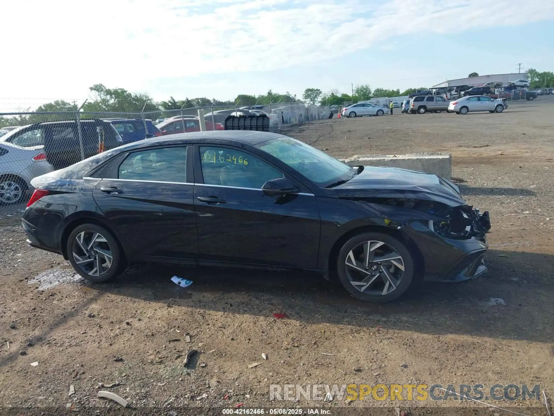 14 Photograph of a damaged car KMHLP4DG2RU677351 HYUNDAI ELANTRA 2024