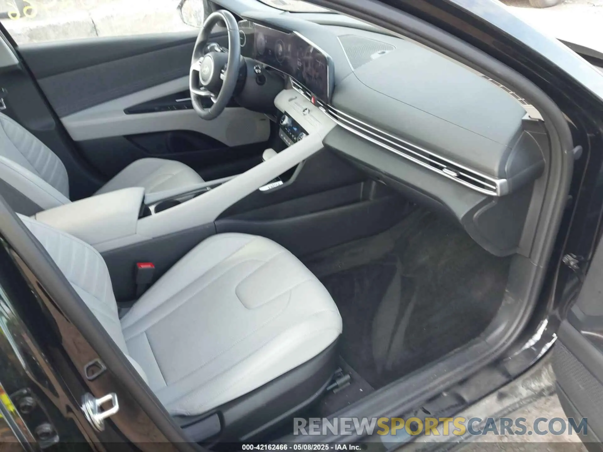 5 Photograph of a damaged car KMHLP4DG2RU677351 HYUNDAI ELANTRA 2024