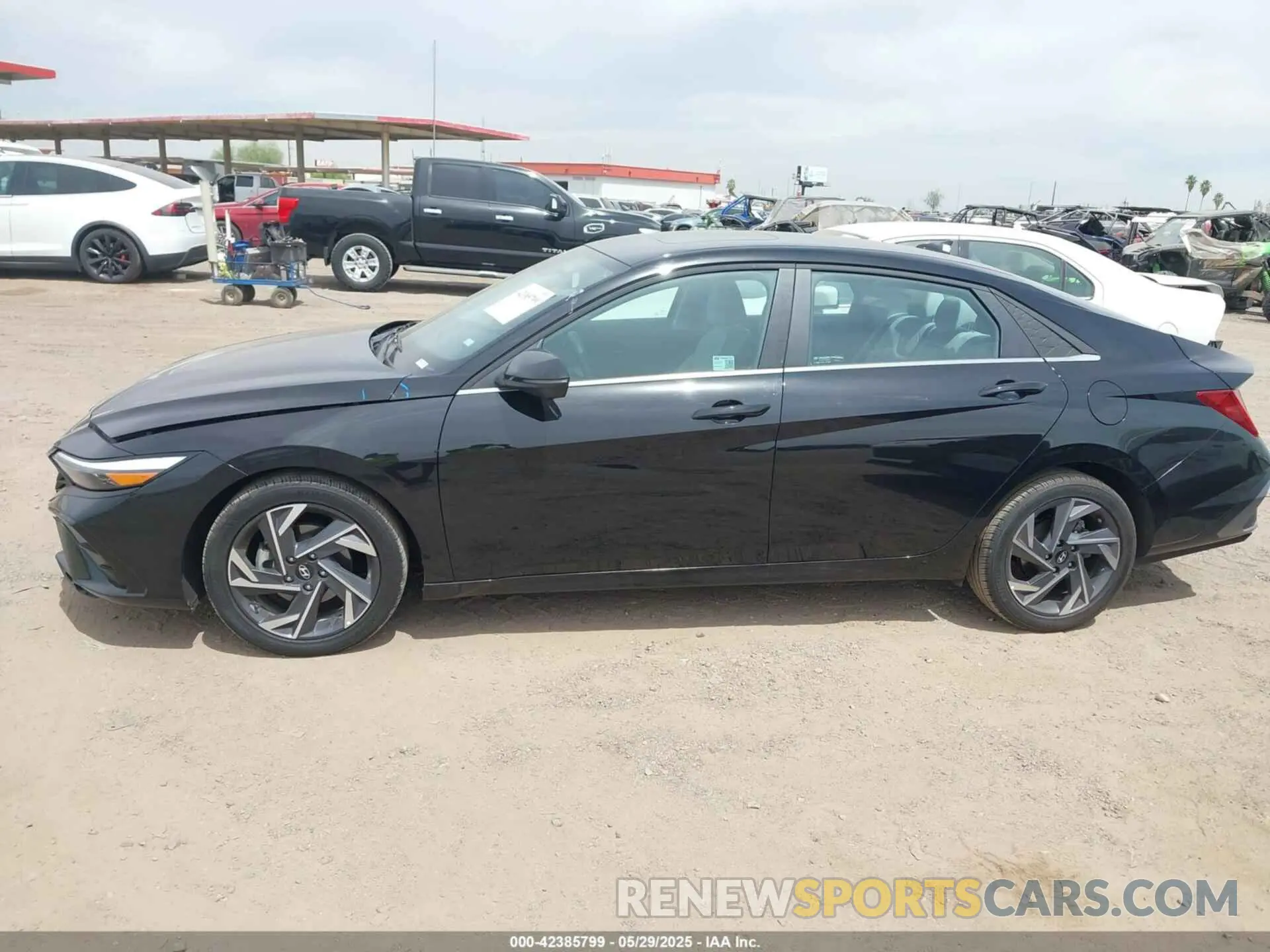 14 Photograph of a damaged car KMHLP4DG2RU836434 HYUNDAI ELANTRA 2024