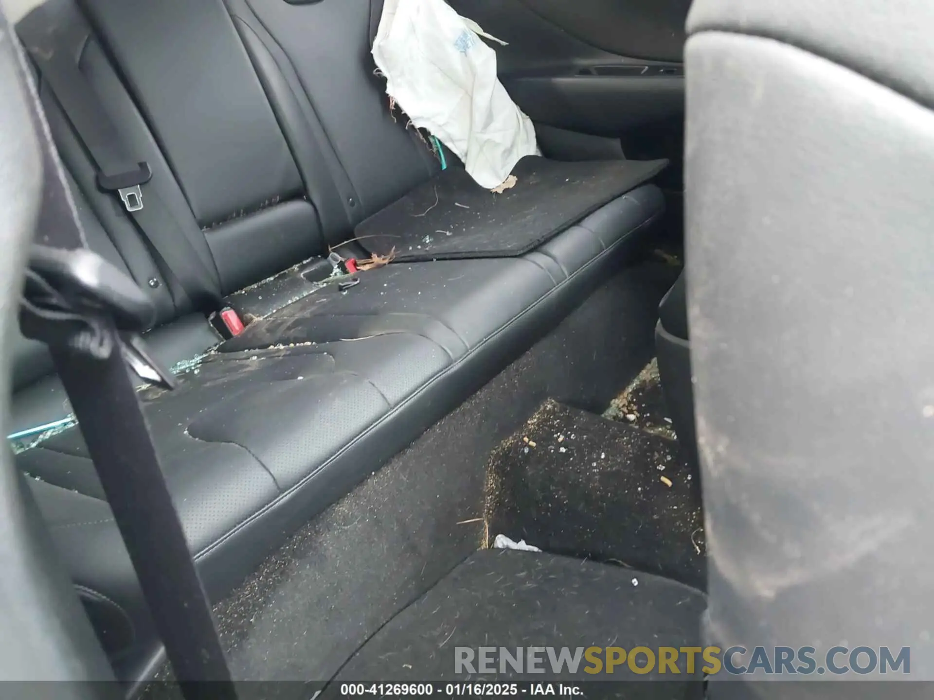 8 Photograph of a damaged car KMHLP4DG3RU692683 HYUNDAI ELANTRA 2024