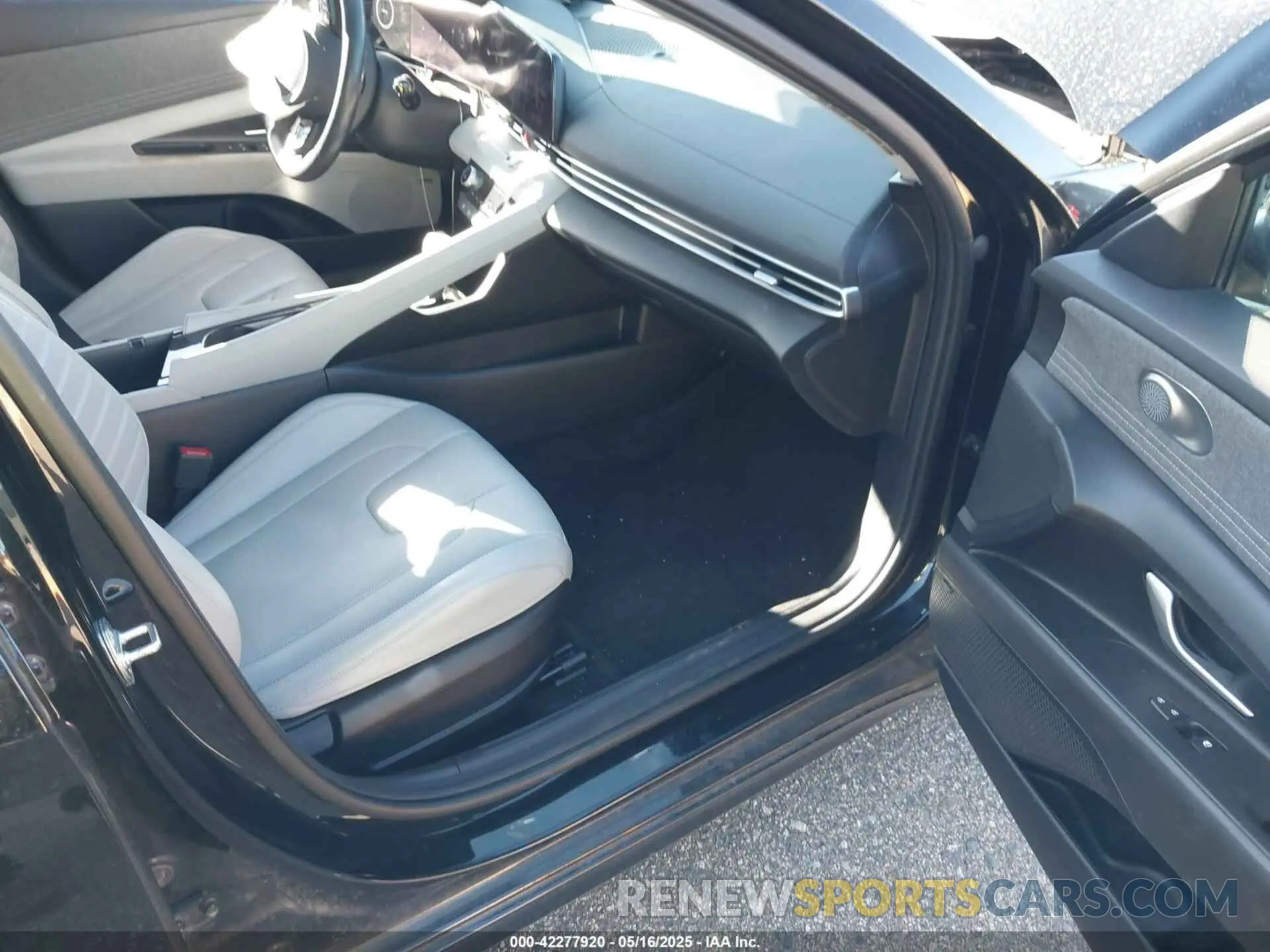 5 Photograph of a damaged car KMHLP4DG3RU768600 HYUNDAI ELANTRA 2024