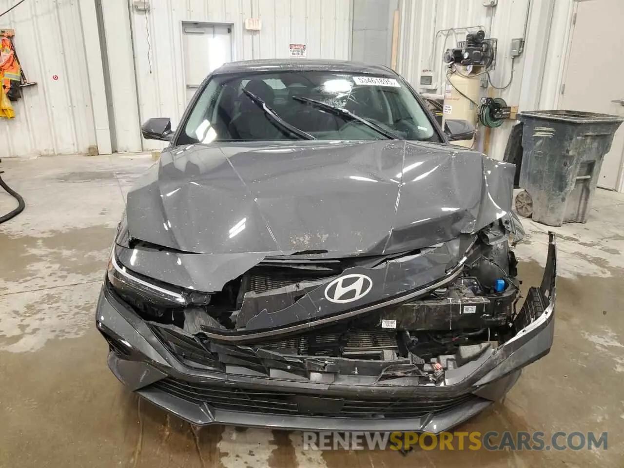 5 Photograph of a damaged car KMHLP4DG3RU835258 HYUNDAI ELANTRA 2024
