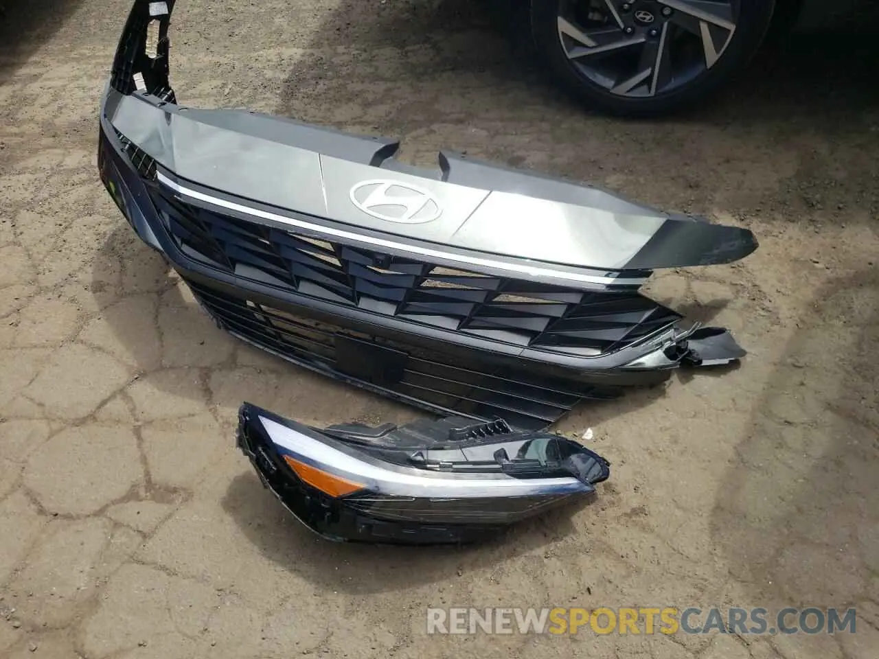 12 Photograph of a damaged car KMHLP4DG4RU658753 HYUNDAI ELANTRA 2024