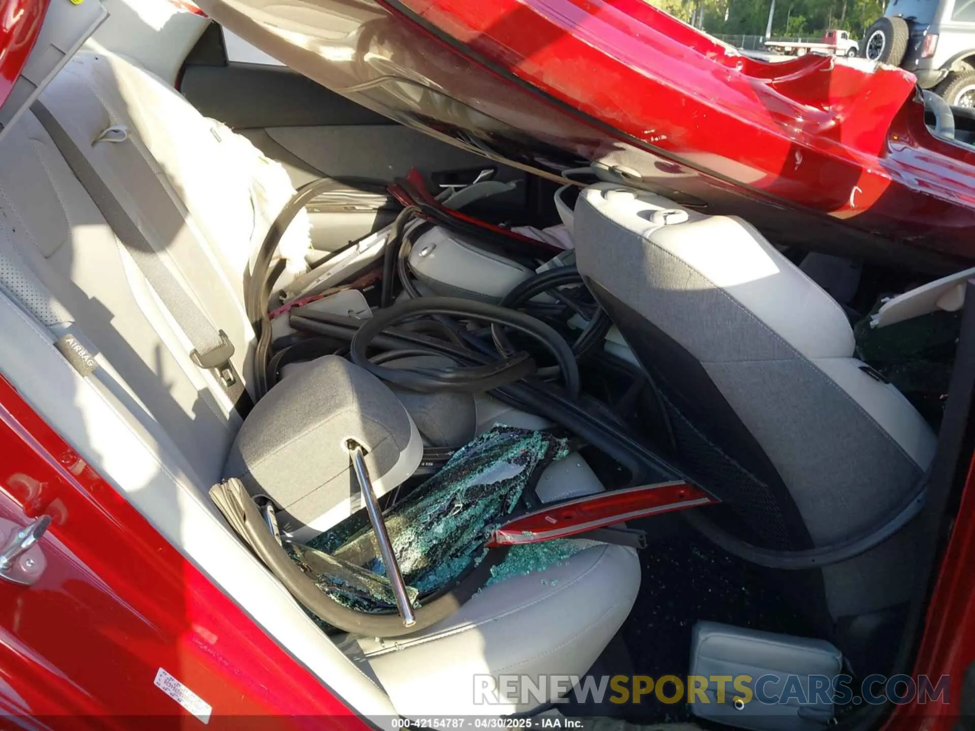 8 Photograph of a damaged car KMHLP4DG5RU764628 HYUNDAI ELANTRA 2024