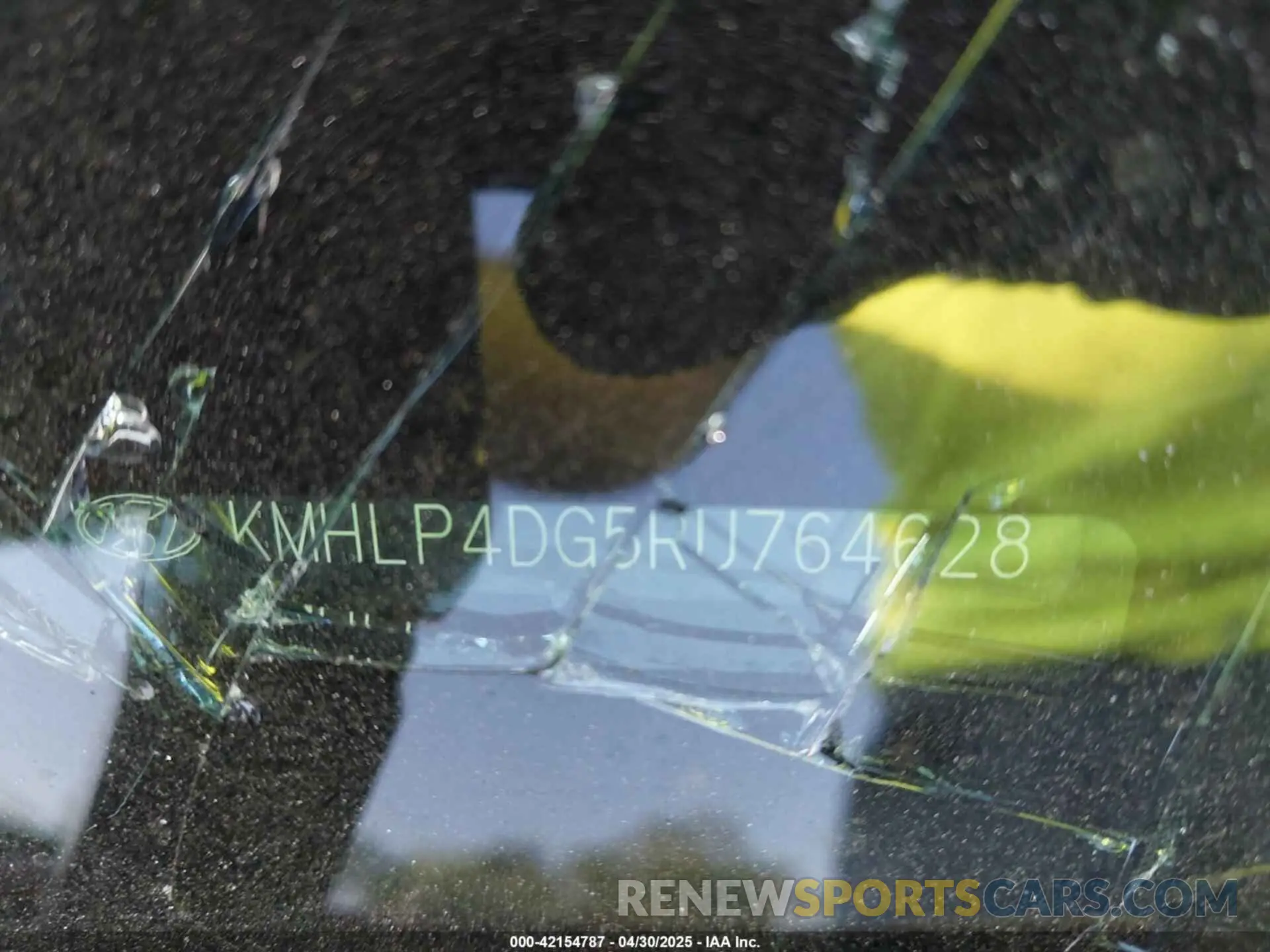 9 Photograph of a damaged car KMHLP4DG5RU764628 HYUNDAI ELANTRA 2024