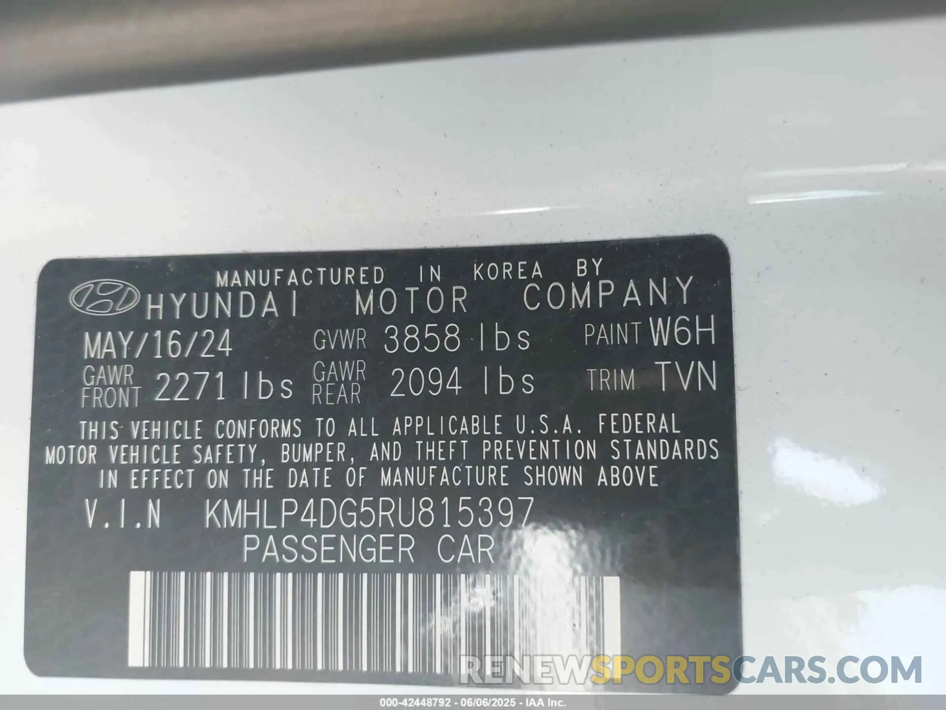 9 Photograph of a damaged car KMHLP4DG5RU815397 HYUNDAI ELANTRA 2024