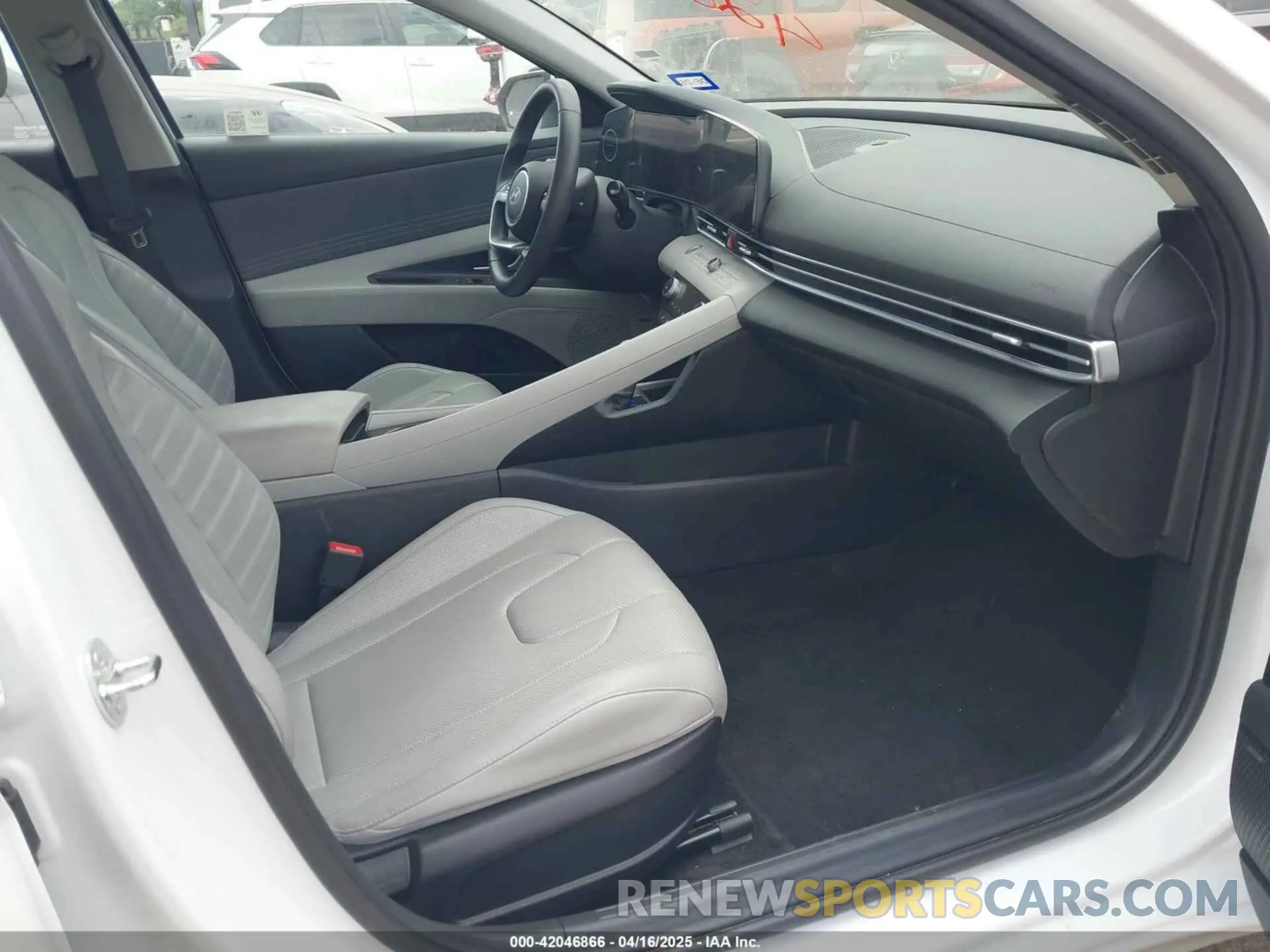 4 Photograph of a damaged car KMHLP4DG6RU815330 HYUNDAI ELANTRA 2024