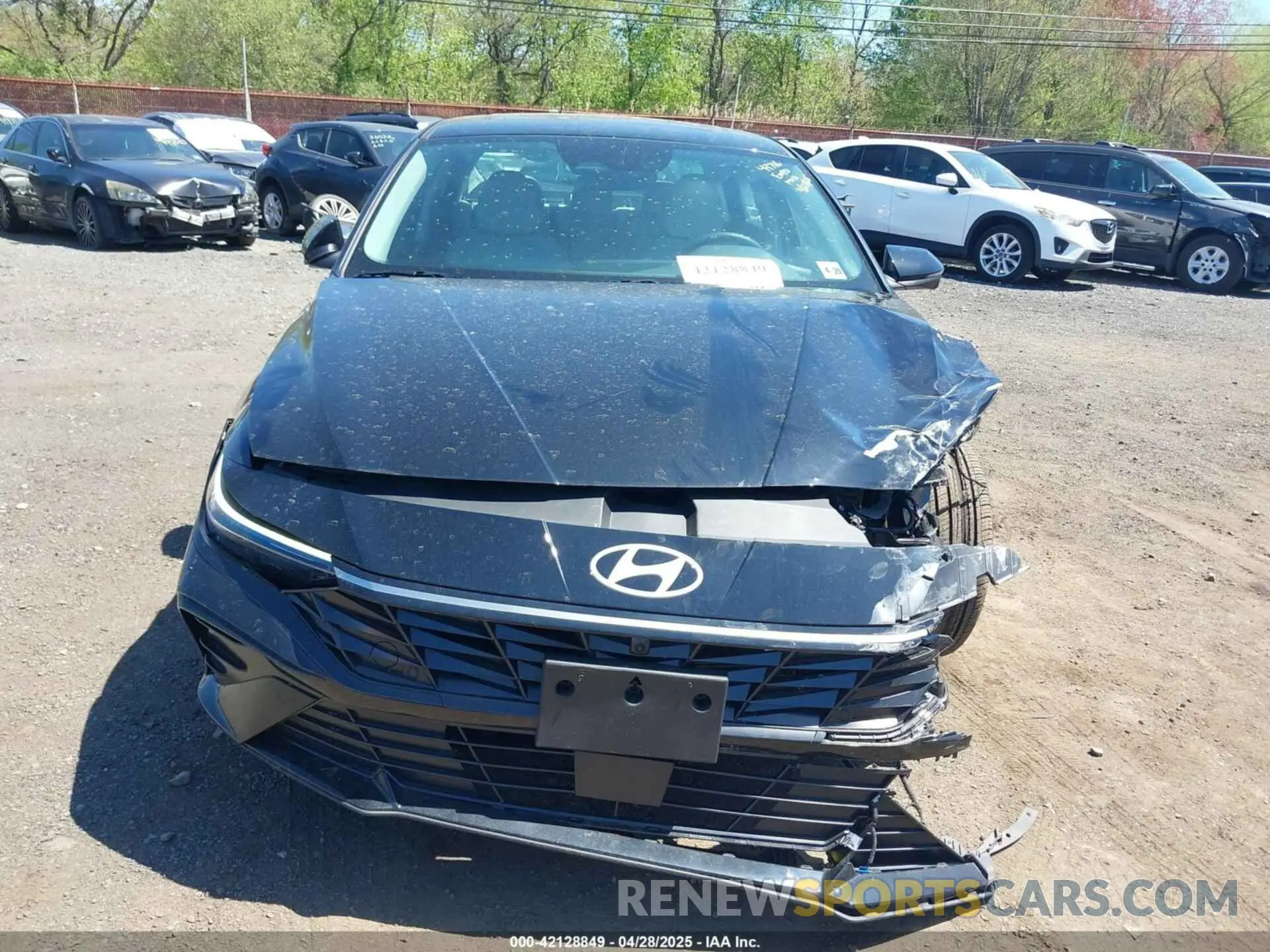 12 Photograph of a damaged car KMHLP4DG7RU739617 HYUNDAI ELANTRA 2024