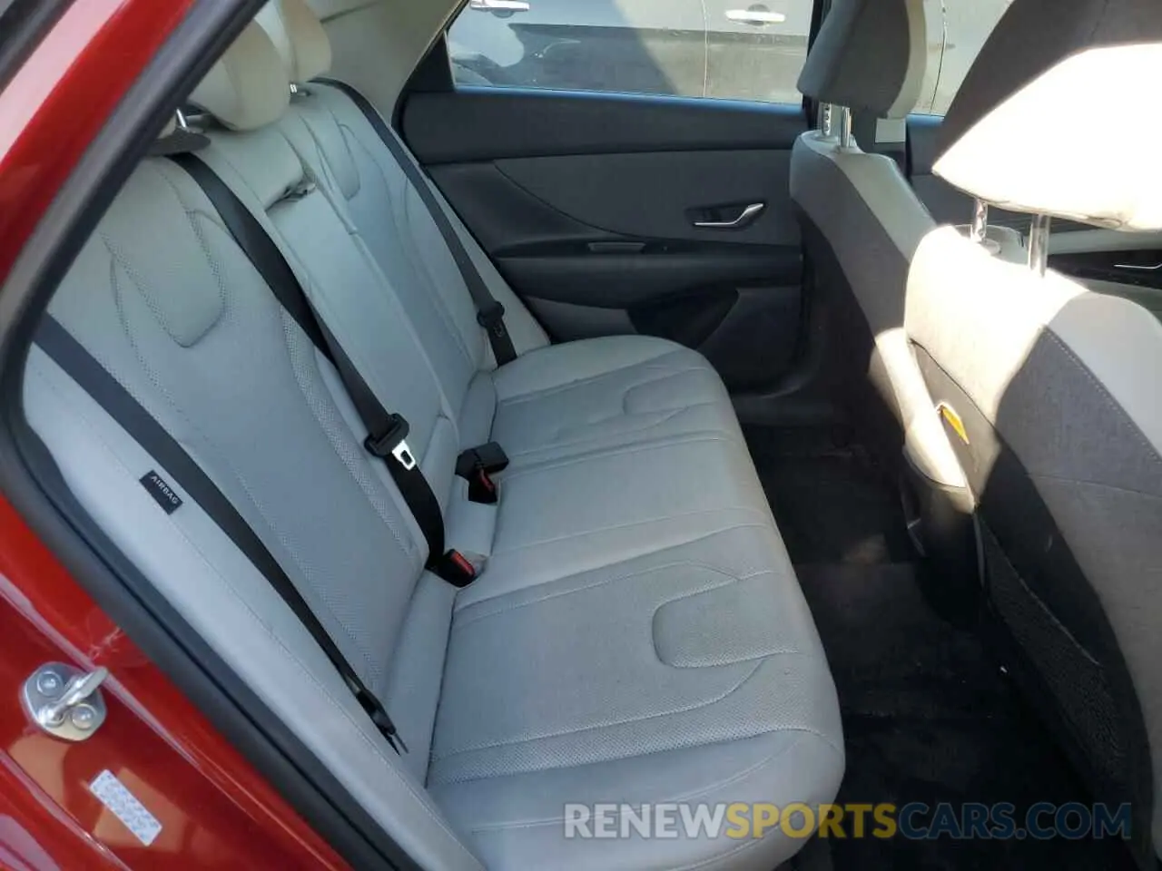 11 Photograph of a damaged car KMHLP4DG7RU792124 HYUNDAI ELANTRA 2024