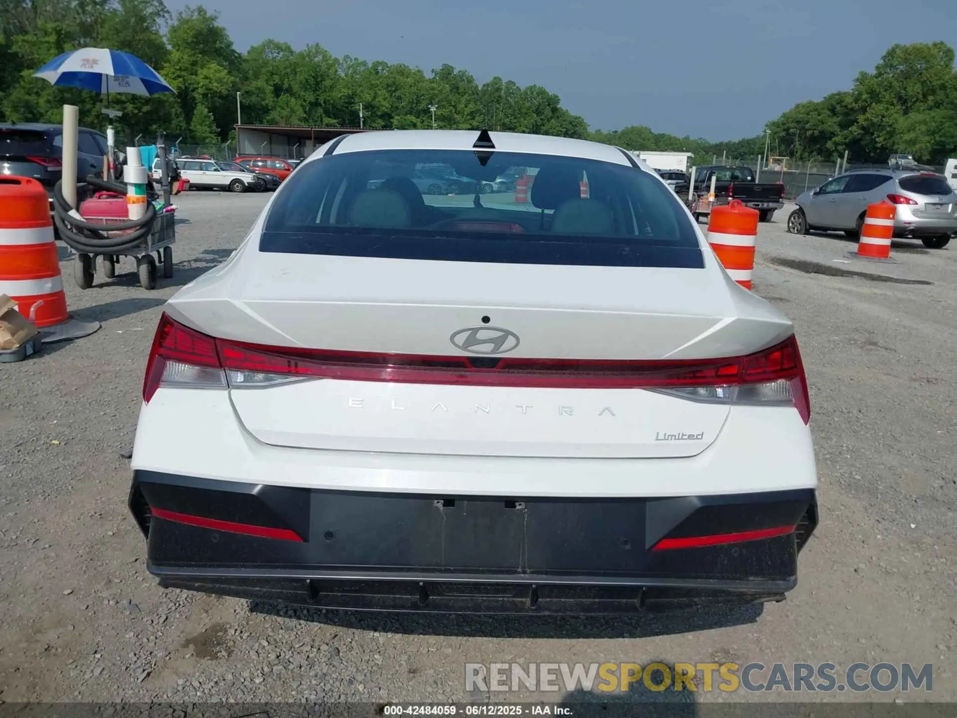 15 Photograph of a damaged car KMHLP4DG9RU800577 HYUNDAI ELANTRA 2024