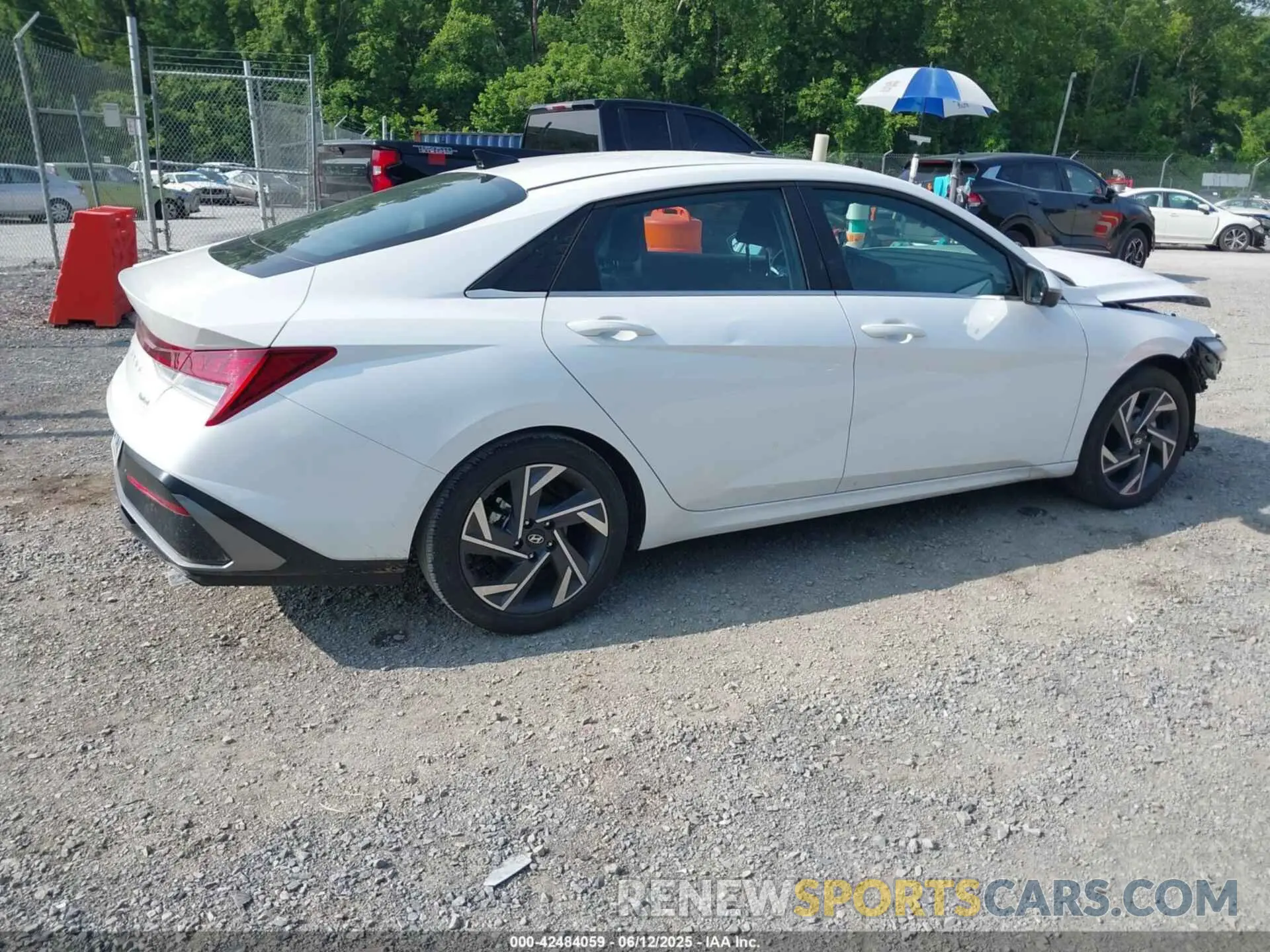 4 Photograph of a damaged car KMHLP4DG9RU800577 HYUNDAI ELANTRA 2024