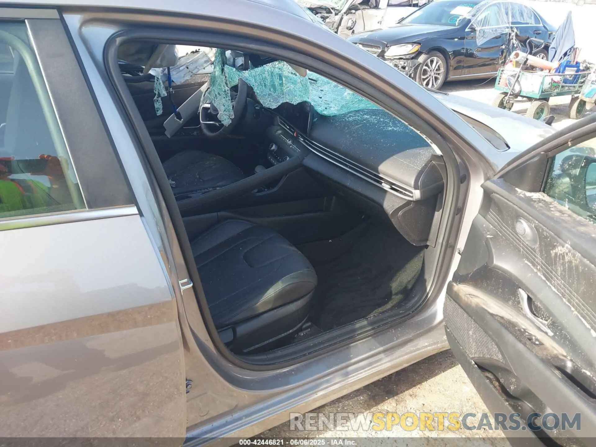 5 Photograph of a damaged car KMHLP4DG9RU827200 HYUNDAI ELANTRA 2024