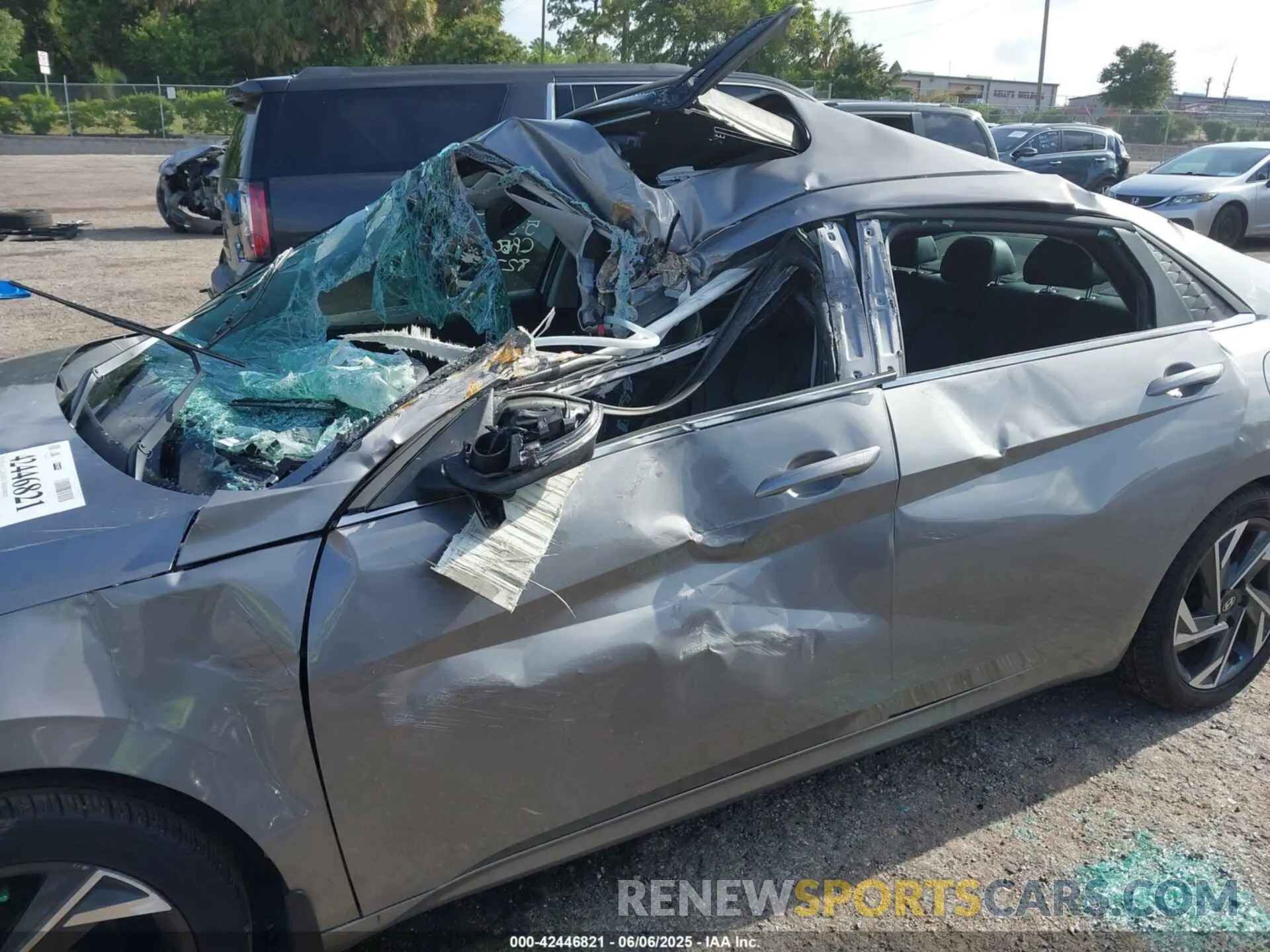6 Photograph of a damaged car KMHLP4DG9RU827200 HYUNDAI ELANTRA 2024