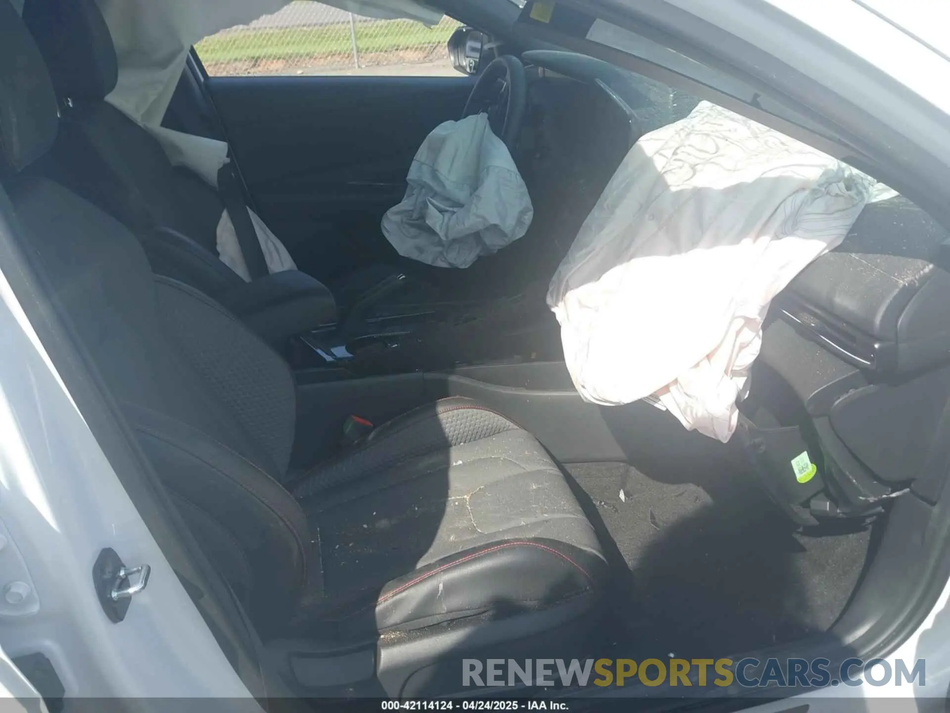 5 Photograph of a damaged car KMHLR4DF3RU796558 HYUNDAI ELANTRA 2024