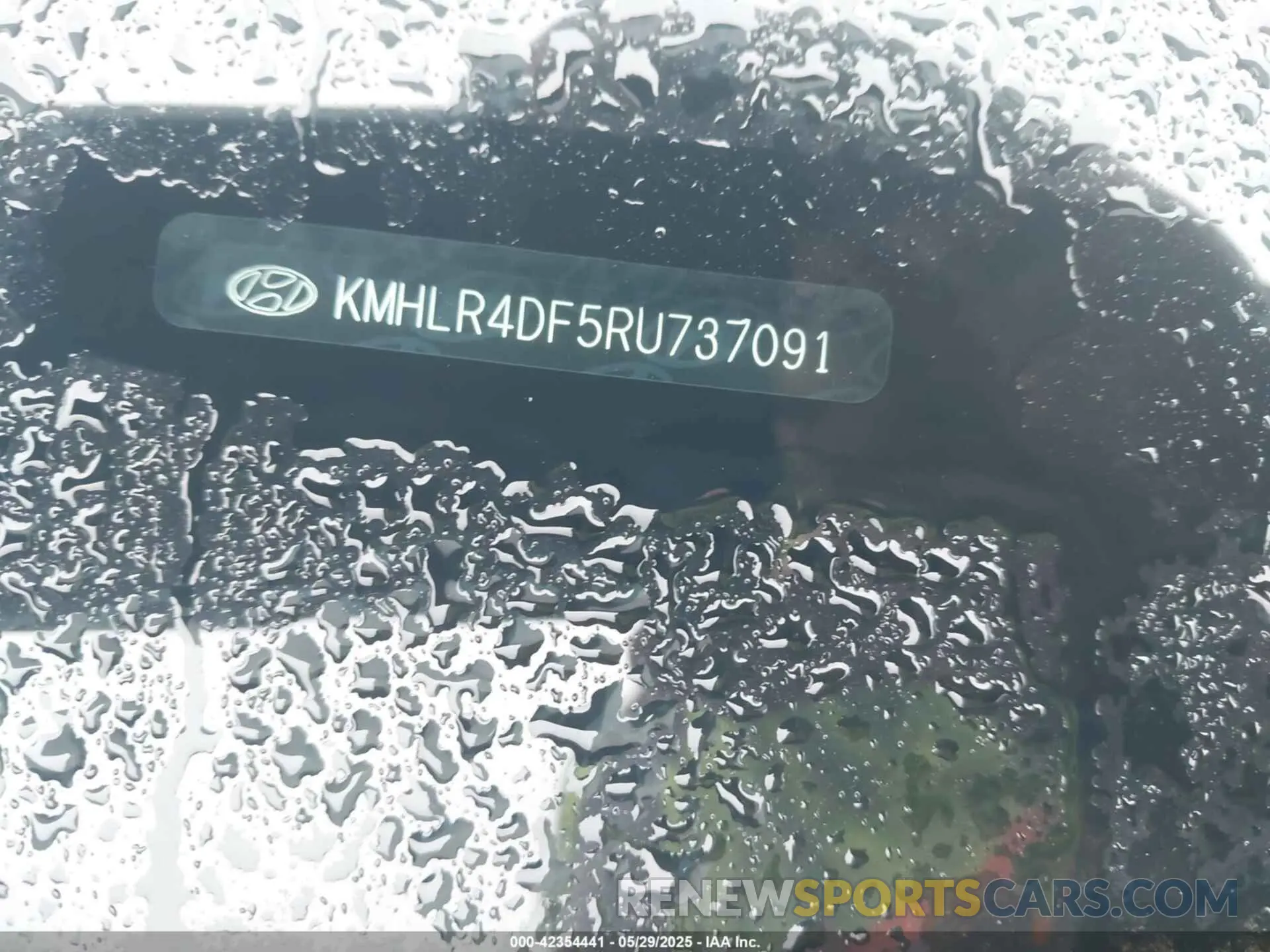 17 Photograph of a damaged car KMHLR4DF5RU737091 HYUNDAI ELANTRA 2024