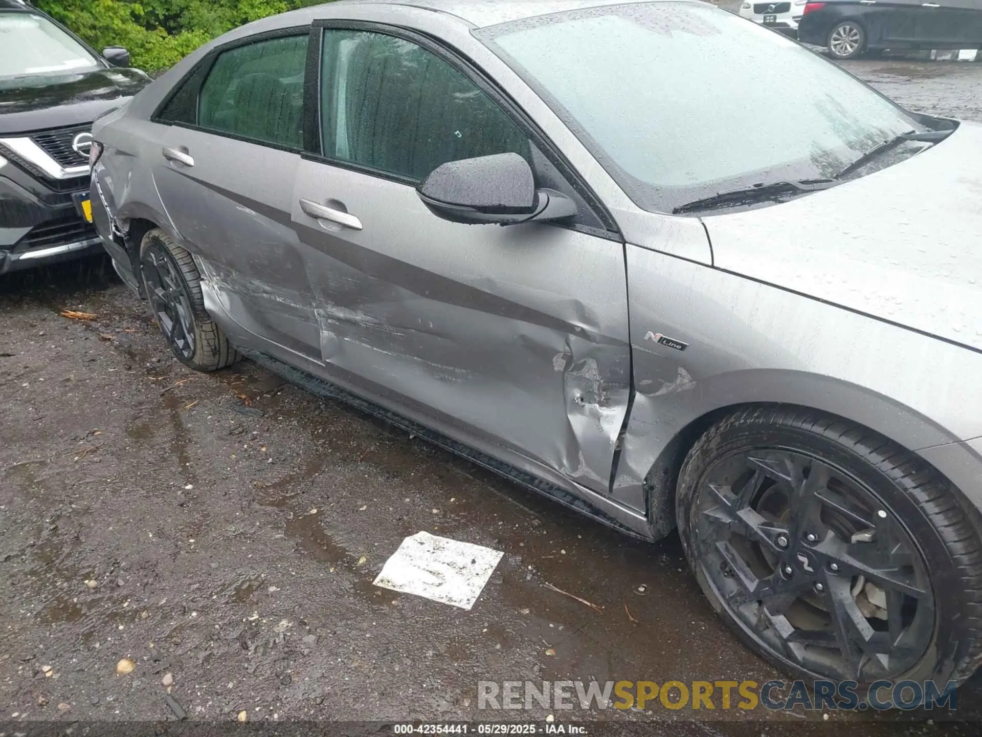 6 Photograph of a damaged car KMHLR4DF5RU737091 HYUNDAI ELANTRA 2024