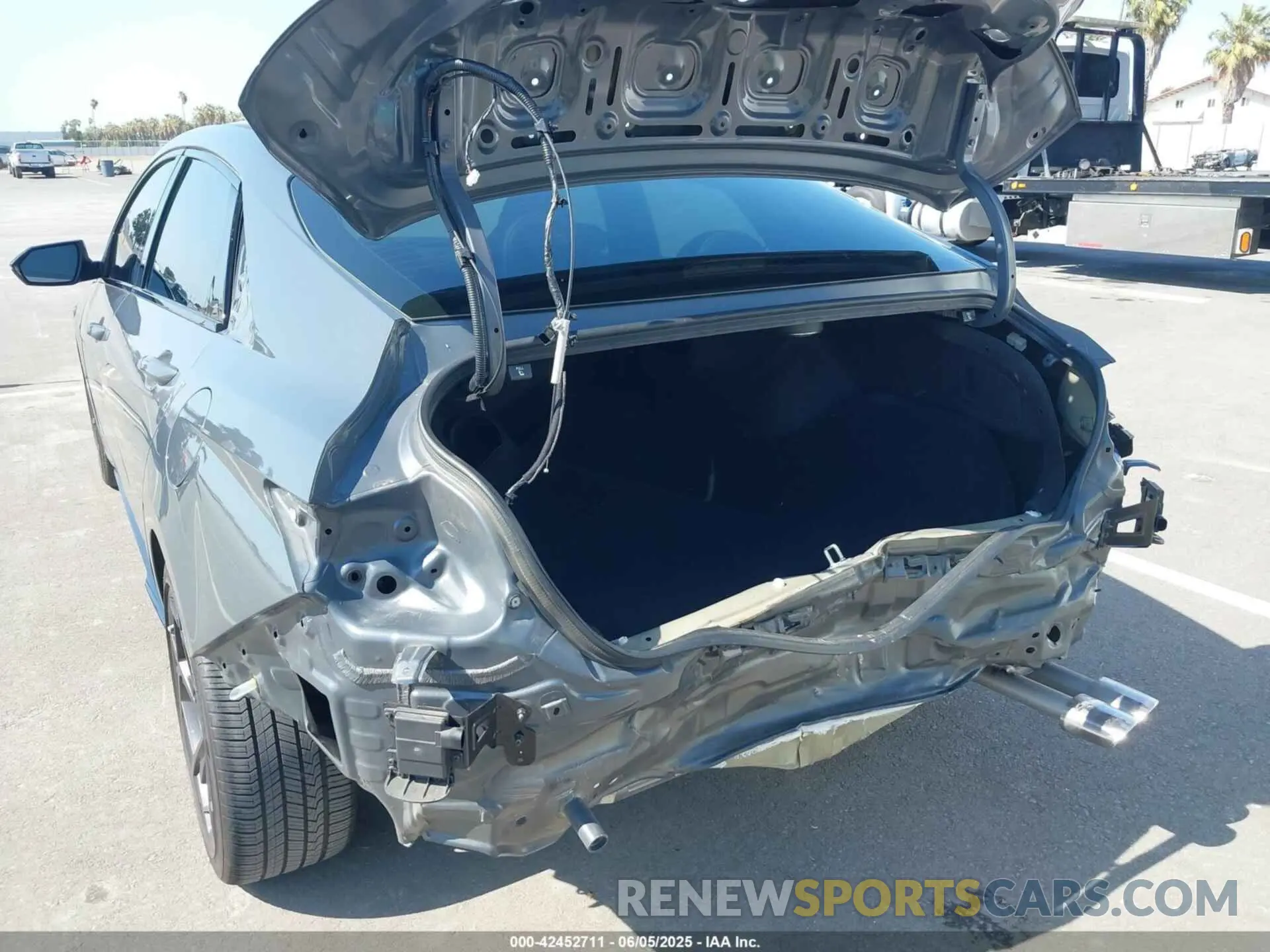 6 Photograph of a damaged car KMHLR4DF6RU725970 HYUNDAI ELANTRA 2024