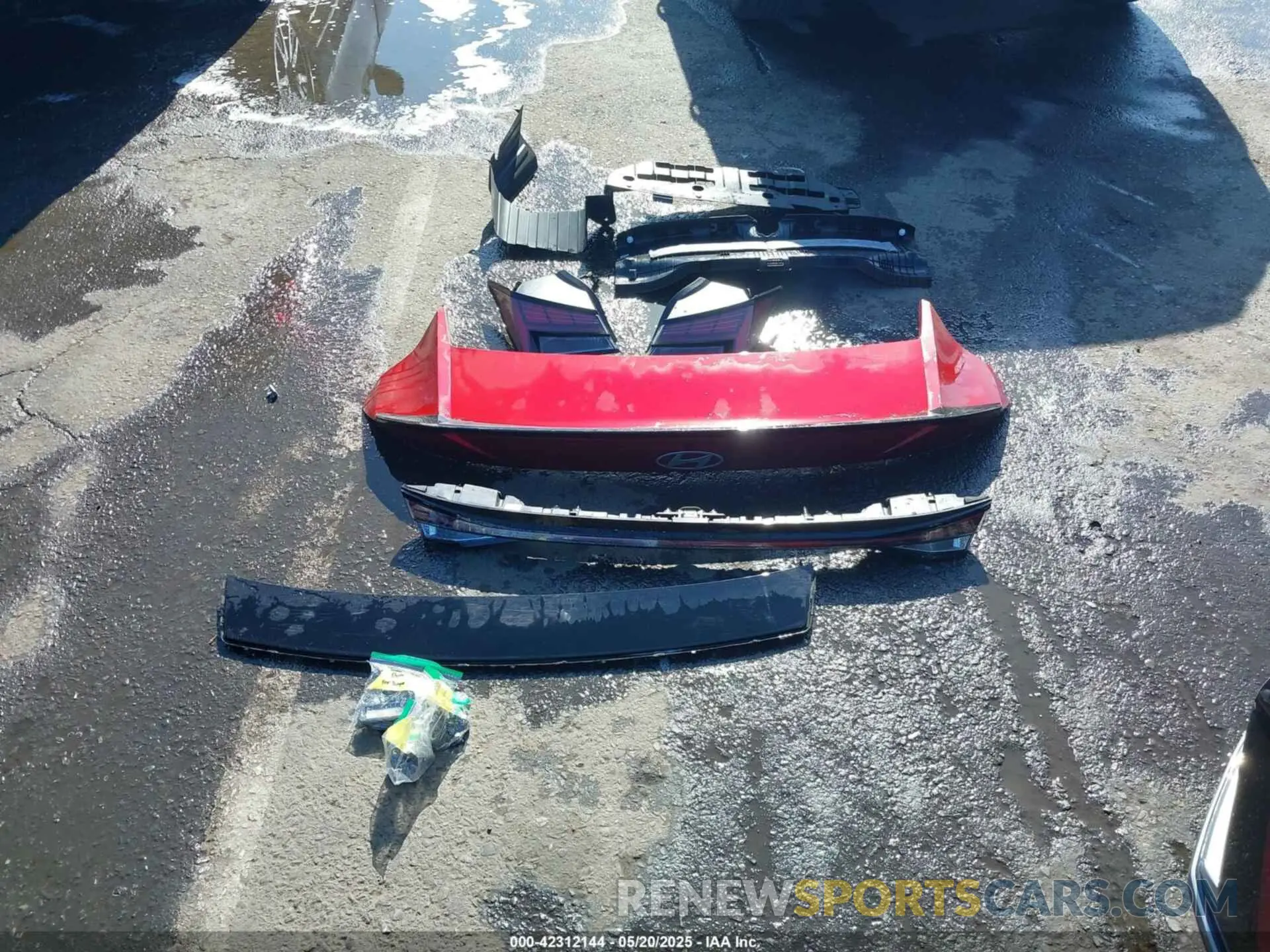 12 Photograph of a damaged car KMHLR4DF9RU736137 HYUNDAI ELANTRA 2024