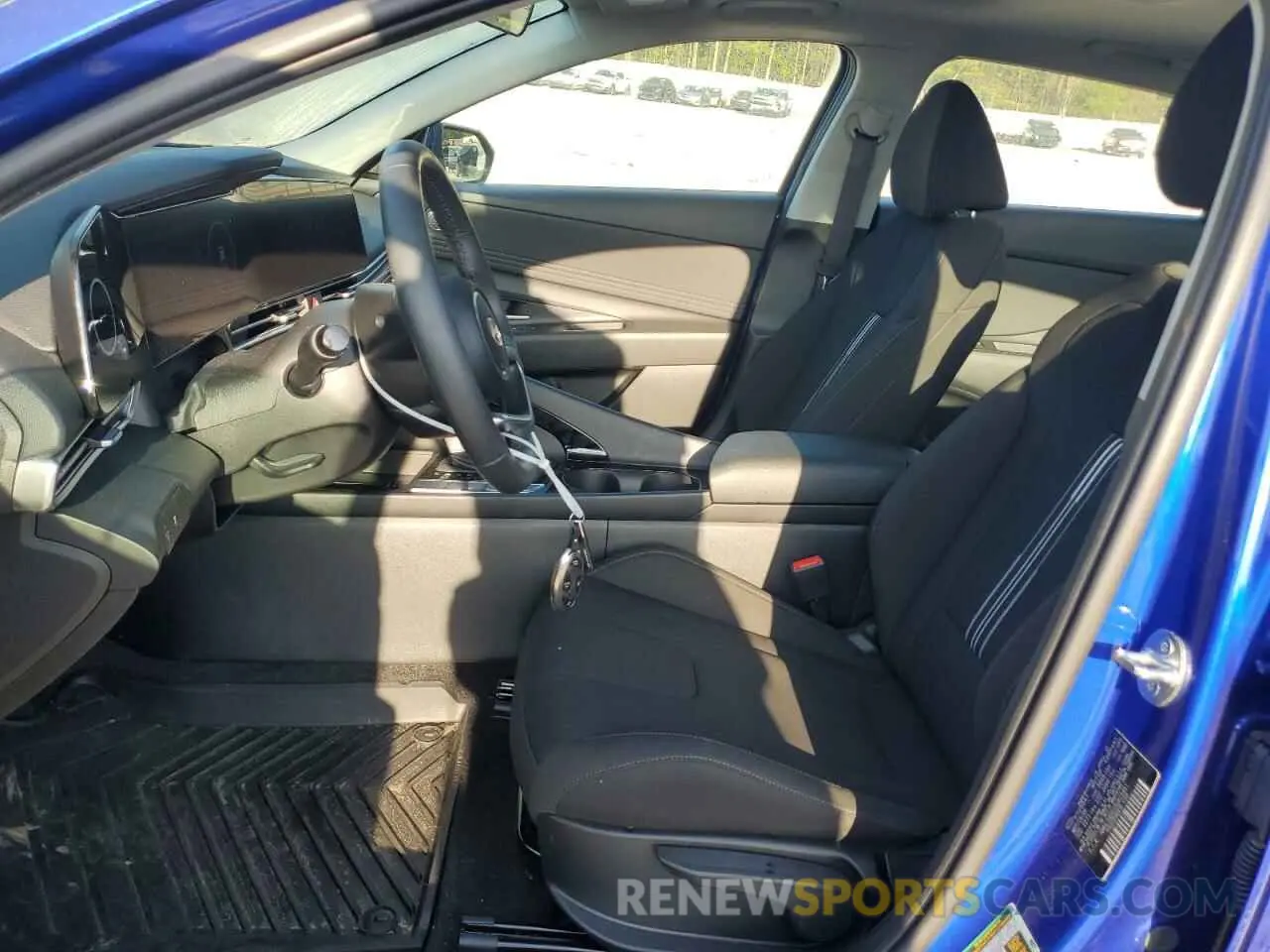 7 Photograph of a damaged car KMHLS4DG1RU815461 HYUNDAI ELANTRA 2024
