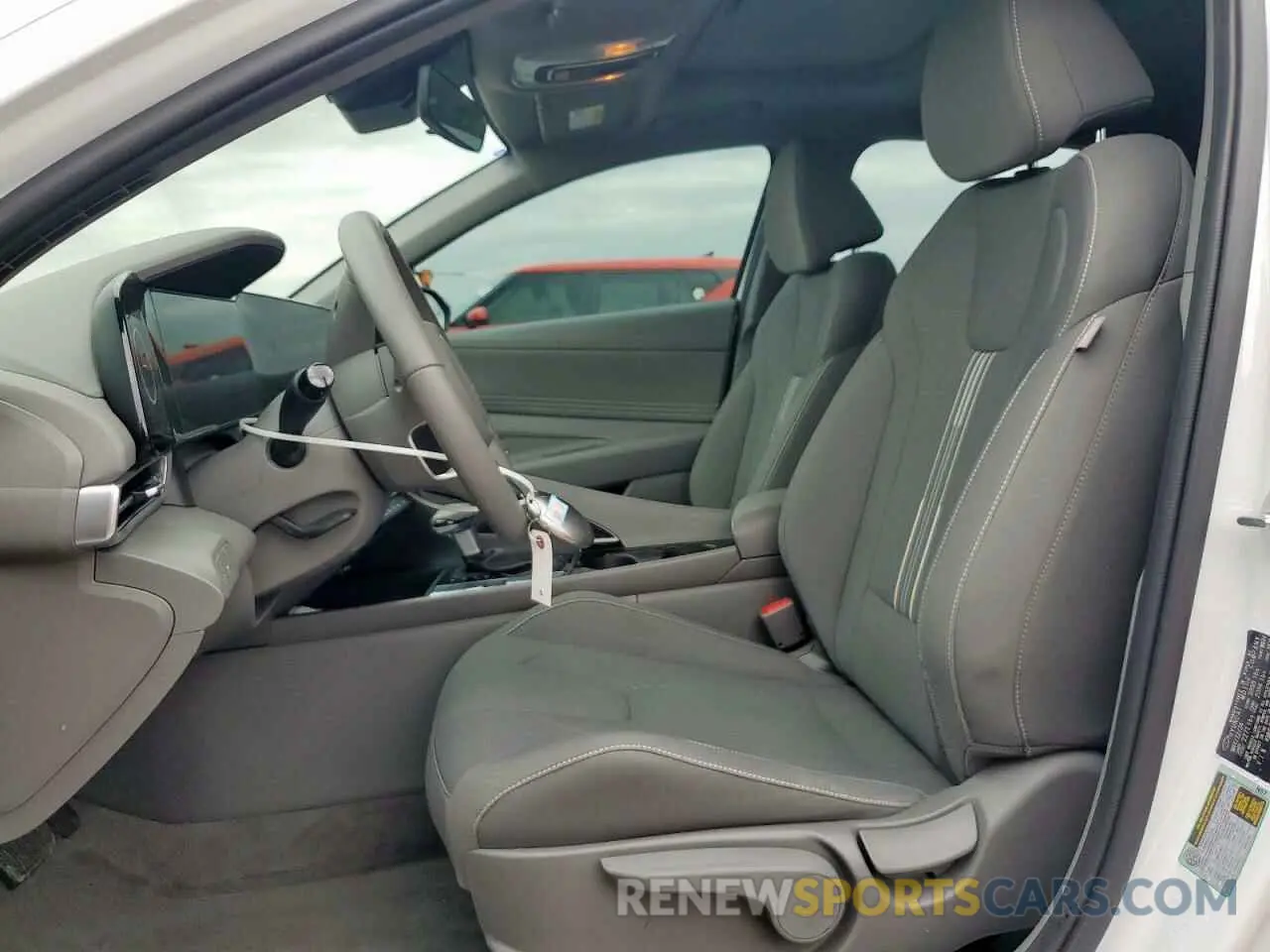 7 Photograph of a damaged car KMHLS4DG1RU820451 HYUNDAI ELANTRA 2024